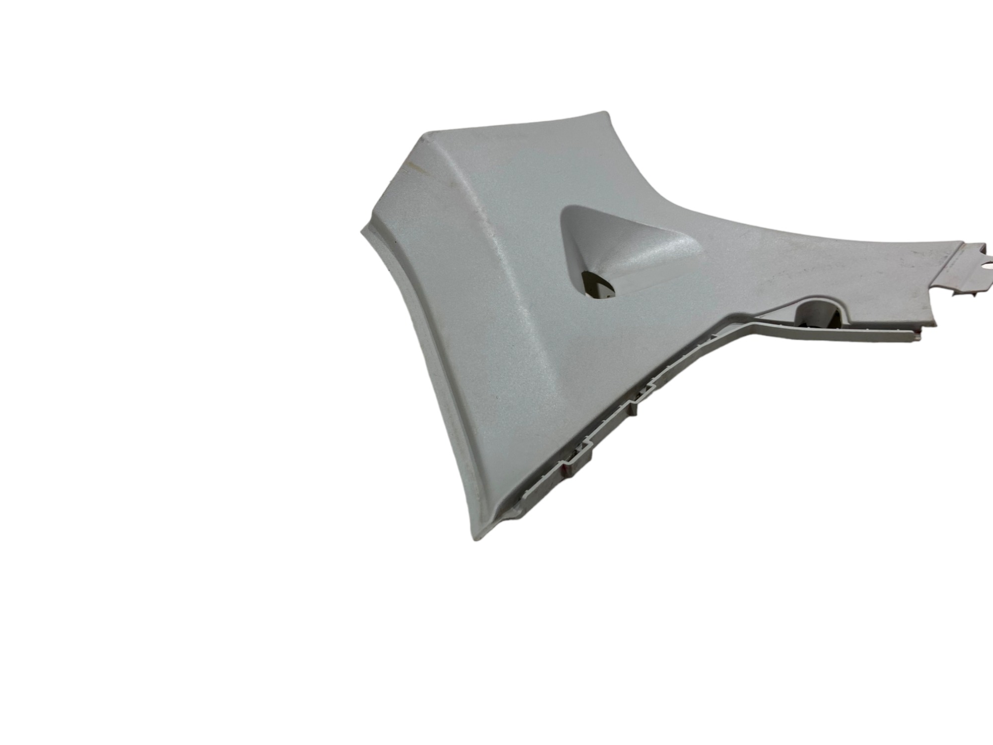 Acabamento Moldura Coluna Traseira Esquerda Vw Up 2015 2020 – Bege 3