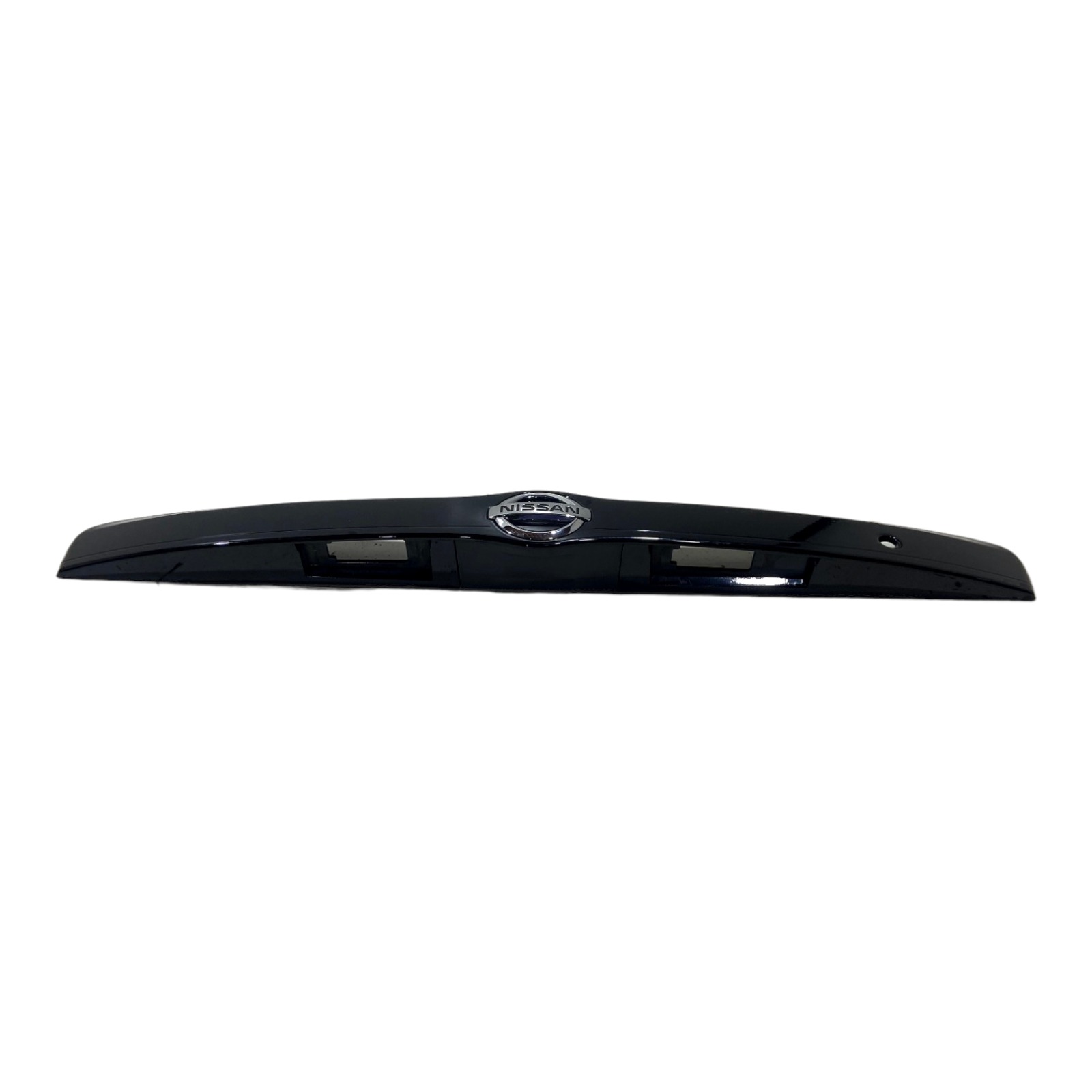 Friso Aplique Moldura Tampa Porta Malas Nissan Versa Origin 8