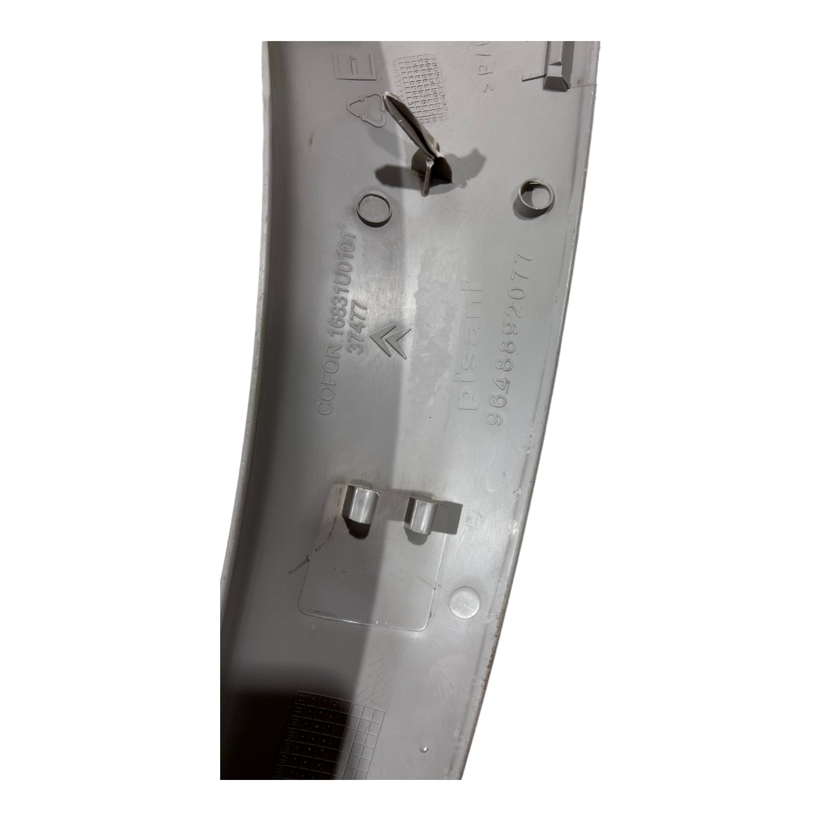 Moldura Acabamento Coluna Dianteira Esquerda Citroen C3 4