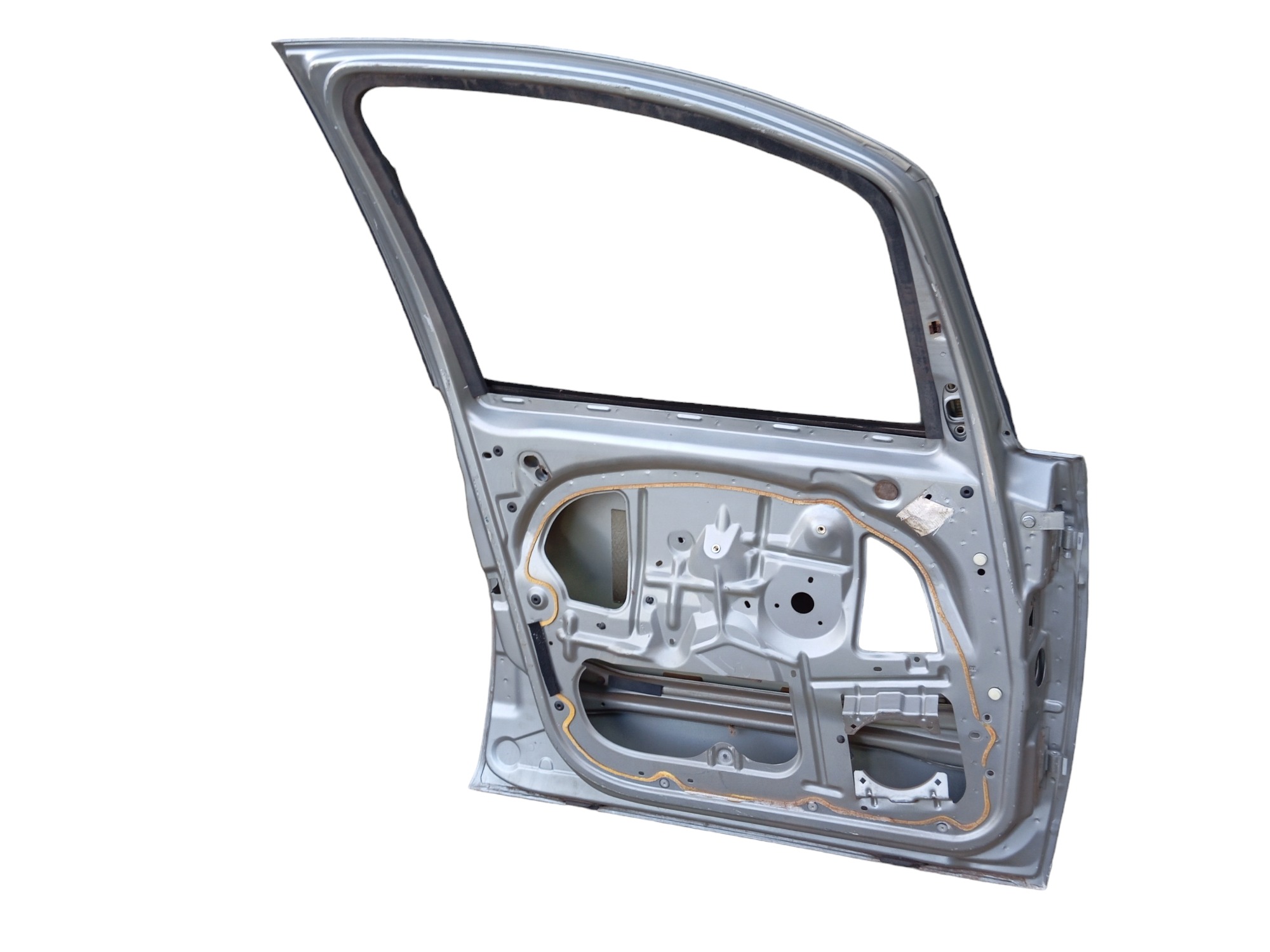 Porta Dianteira L/e Fiat Idea 2005 A 2011 – Dianteira – Esquerdo 2