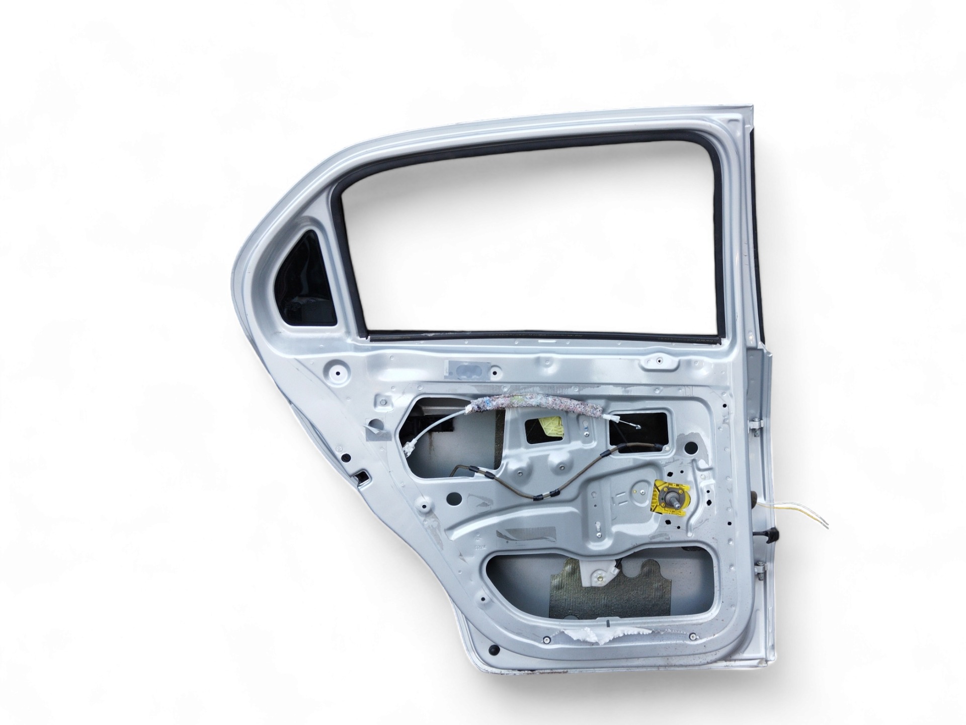 Porta Traseira L/e Vw Gol G5/g6 C/detalhes  – Traseira – Esquerdo – Prata 4