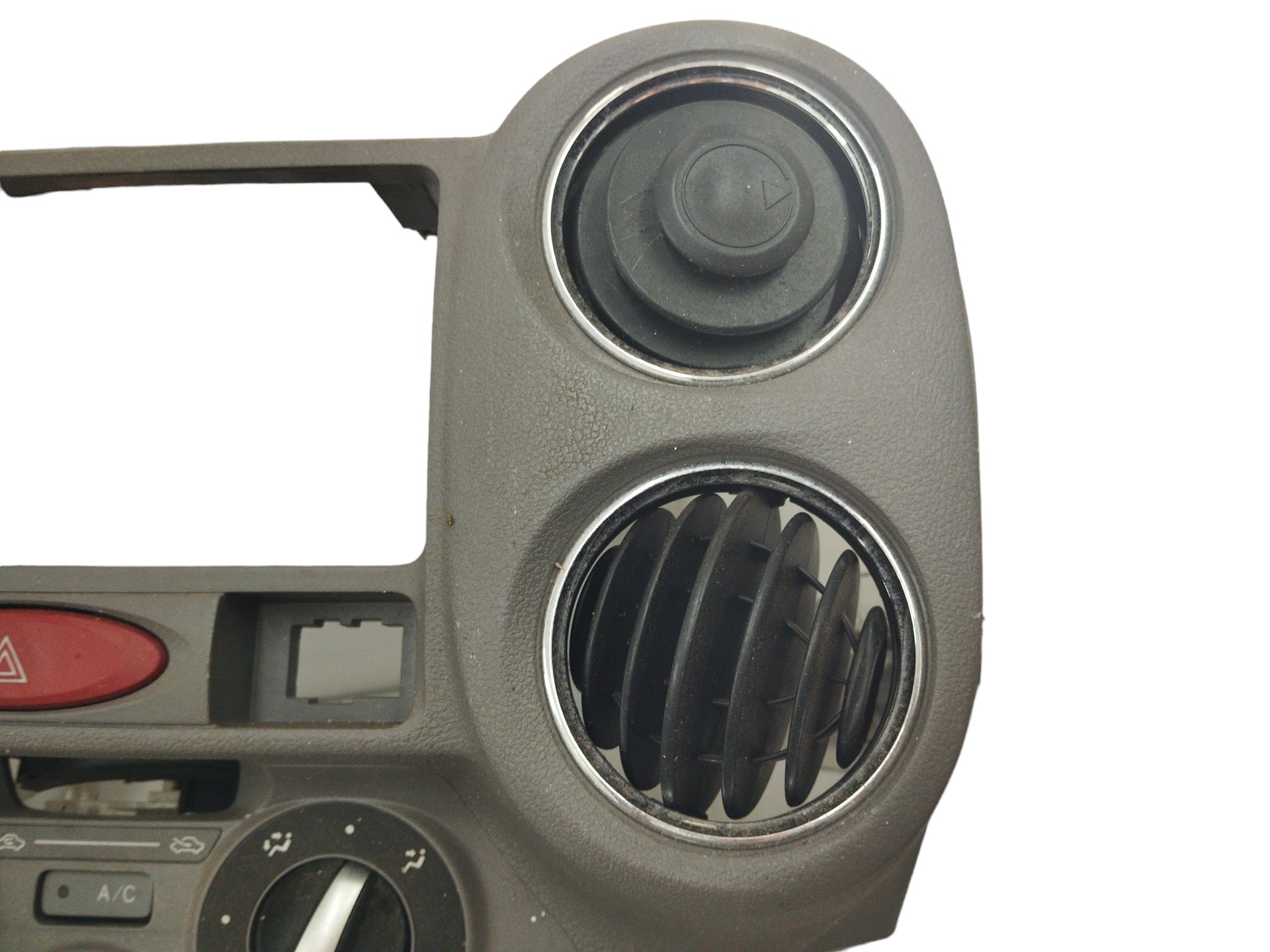 Moldura Central Comando Ar Difusores Toyota Etios 2013/20 3