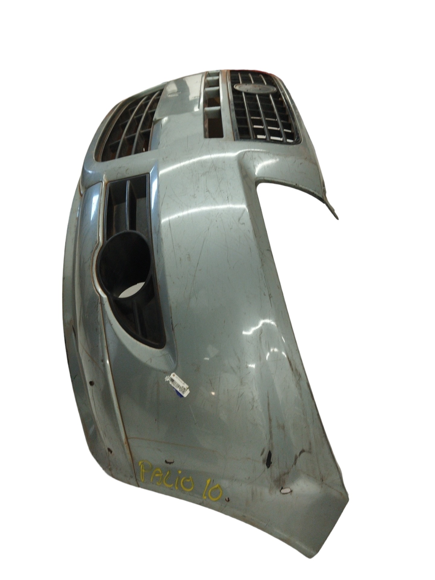 Parachoque dianteiro fiat Strada 2008 a 10 c/furo original 2