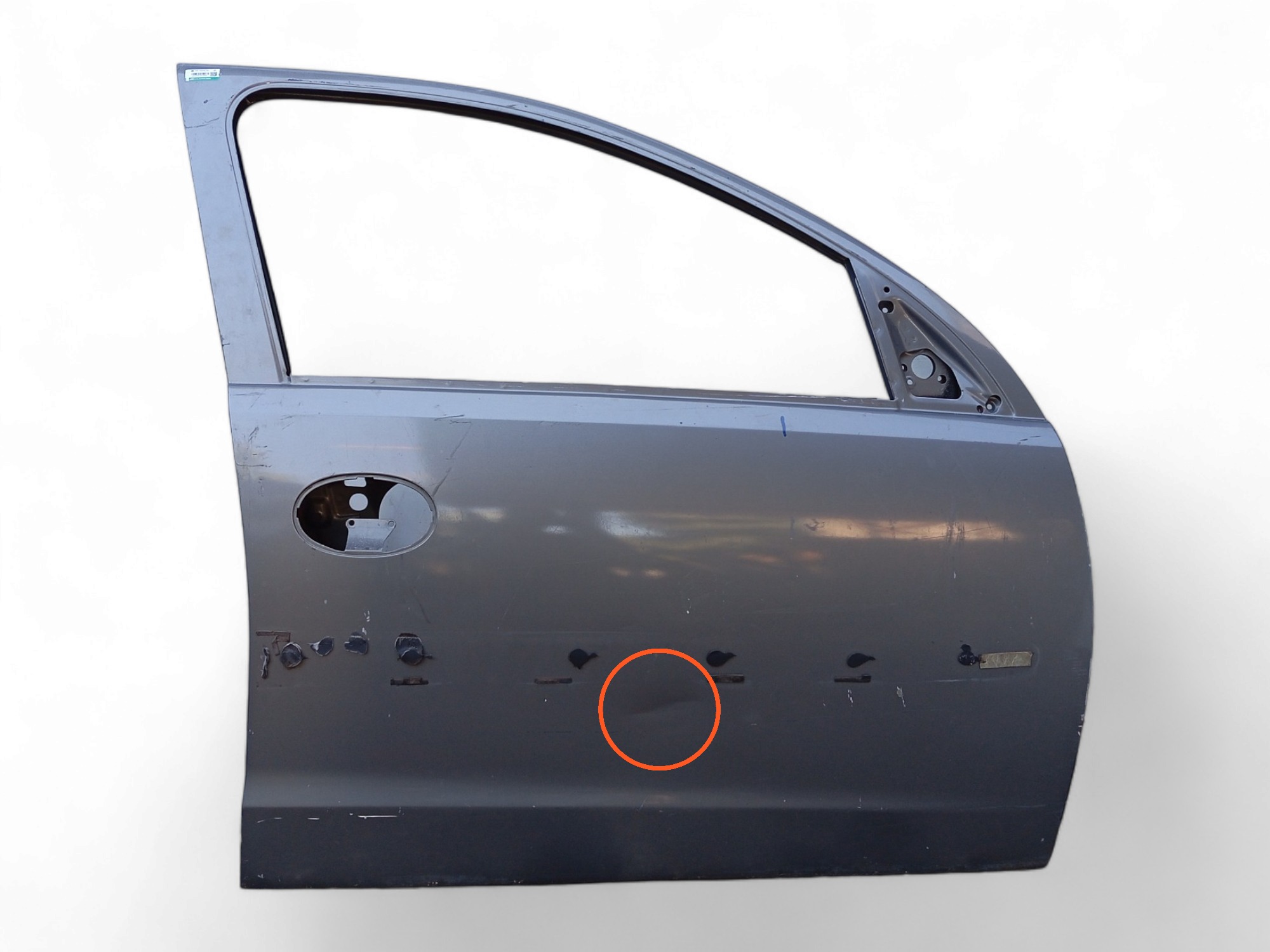Porta Dianteira L/d Gm Corsa / Montana 2003/12 C/detalhes – Dianteira – Direito – Cinza 2