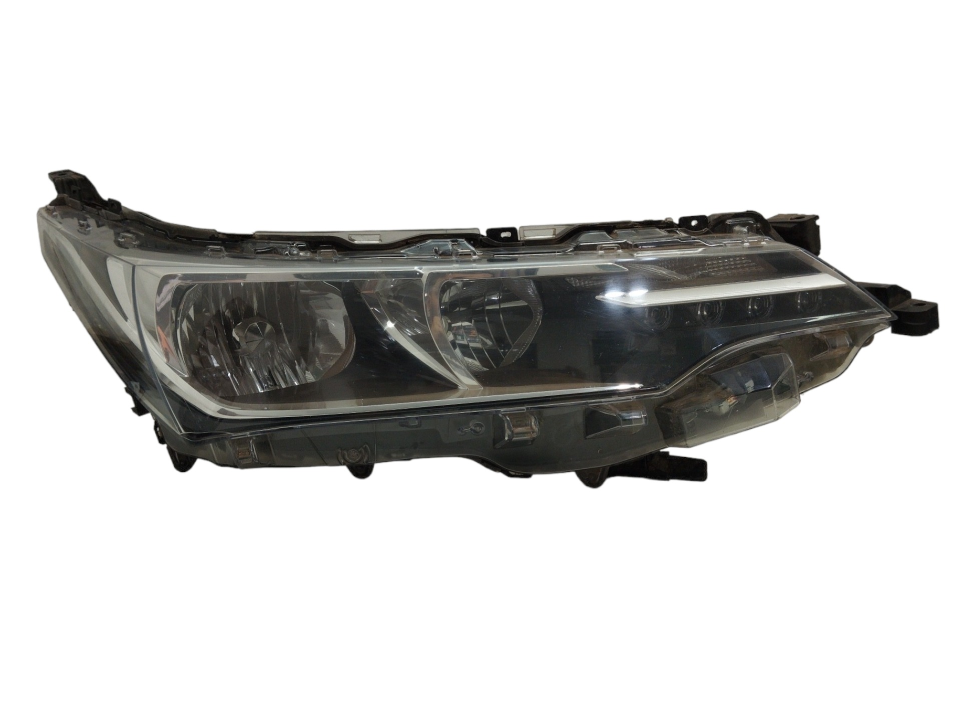 FAROL L/D TOYOTA COROLLA 2018 A 2022 C/LED – RECUPERAR 2