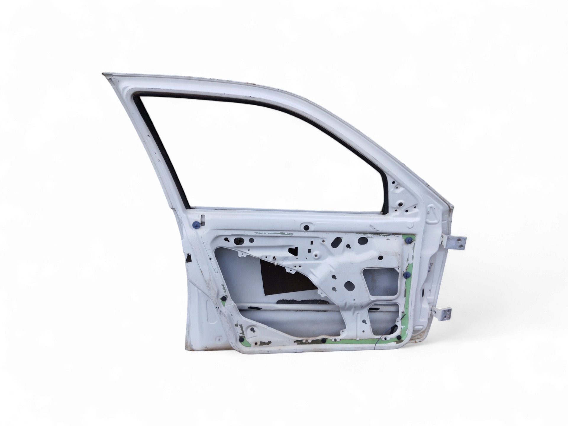 Porta Dianteira L/e Vw Polo Classic 1996/00 C/detalhe – Dianteira – Esquerdo – Branco 4