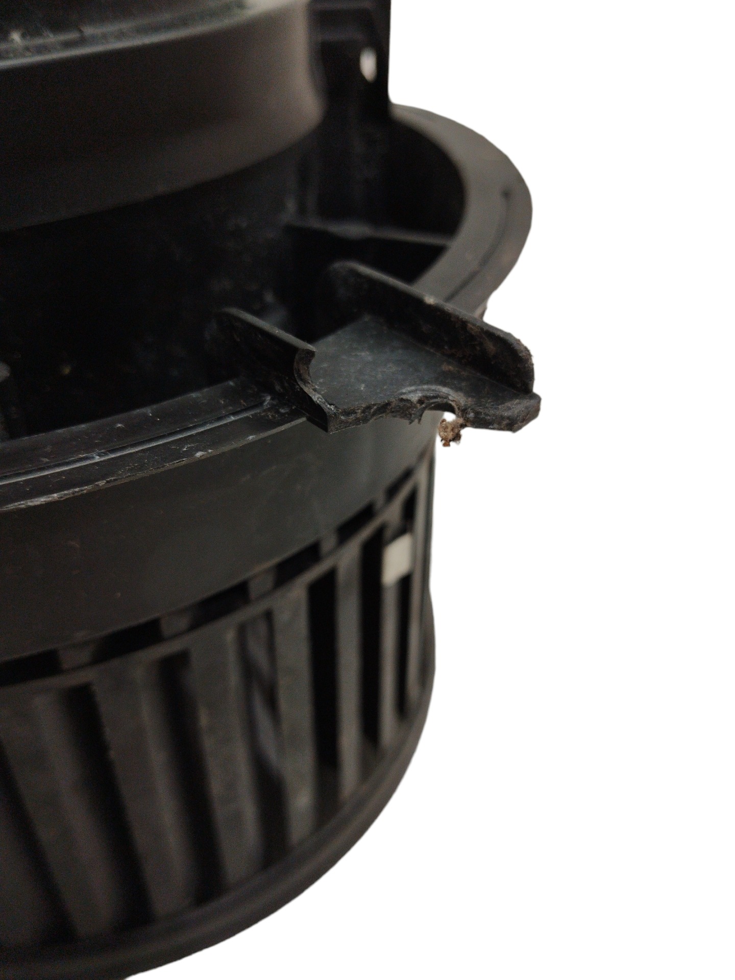 Motor Ventilador Ar Forçado Chevrolet Tracker 2022 Original 5