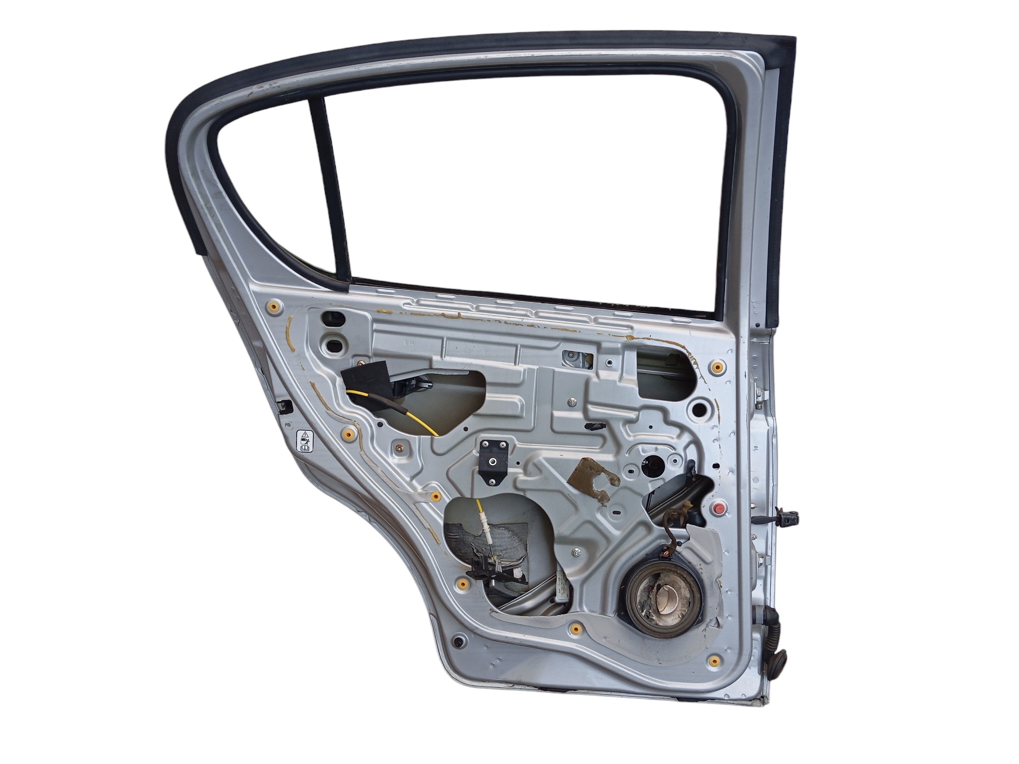 Porta Traseira L/e Palio 2013 A 2017 C/detalhe  – Traseira – Esquerdo 2