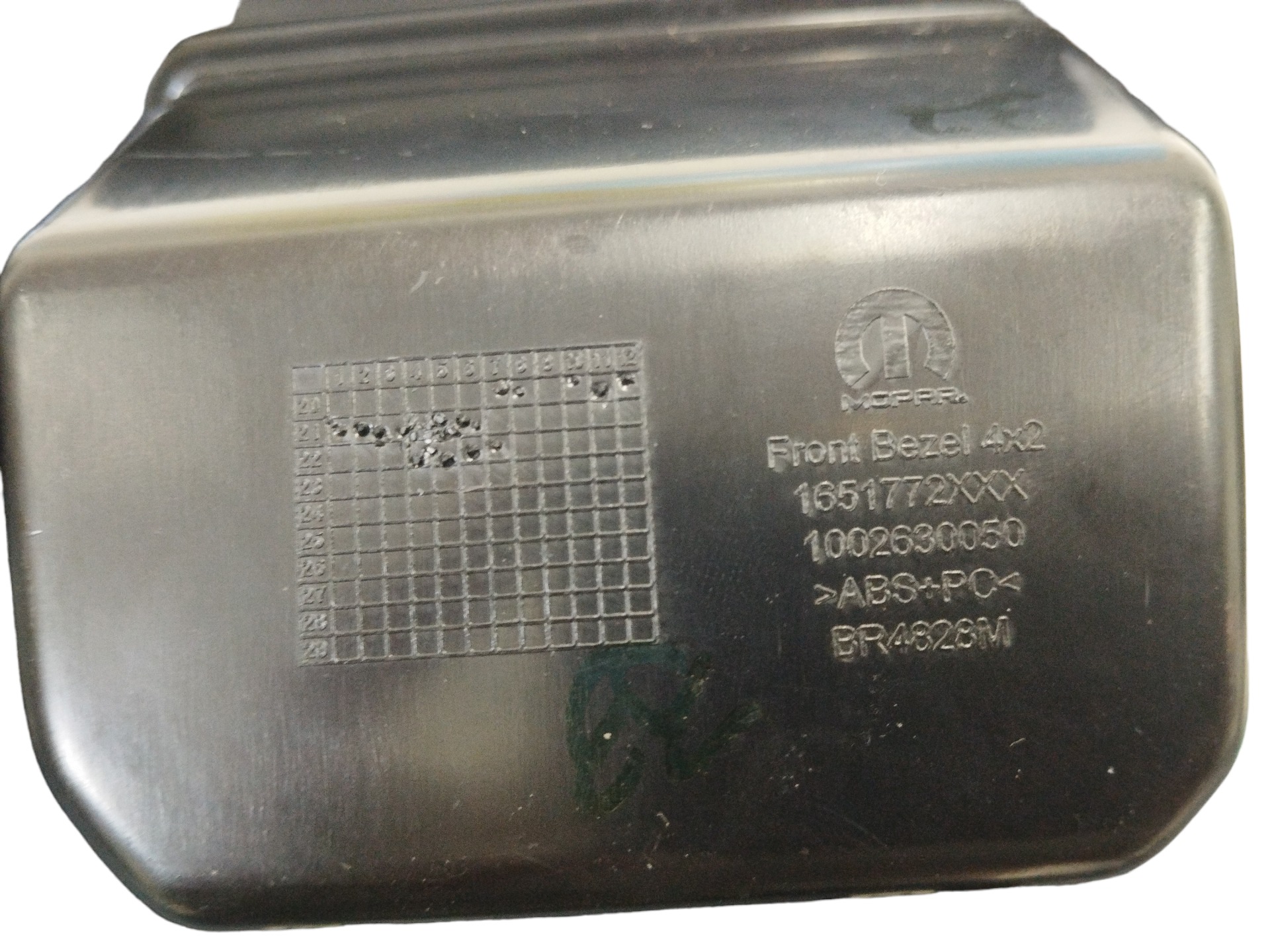 Porta Treco Tomada 12v Jeep Renegade 2020/22 4