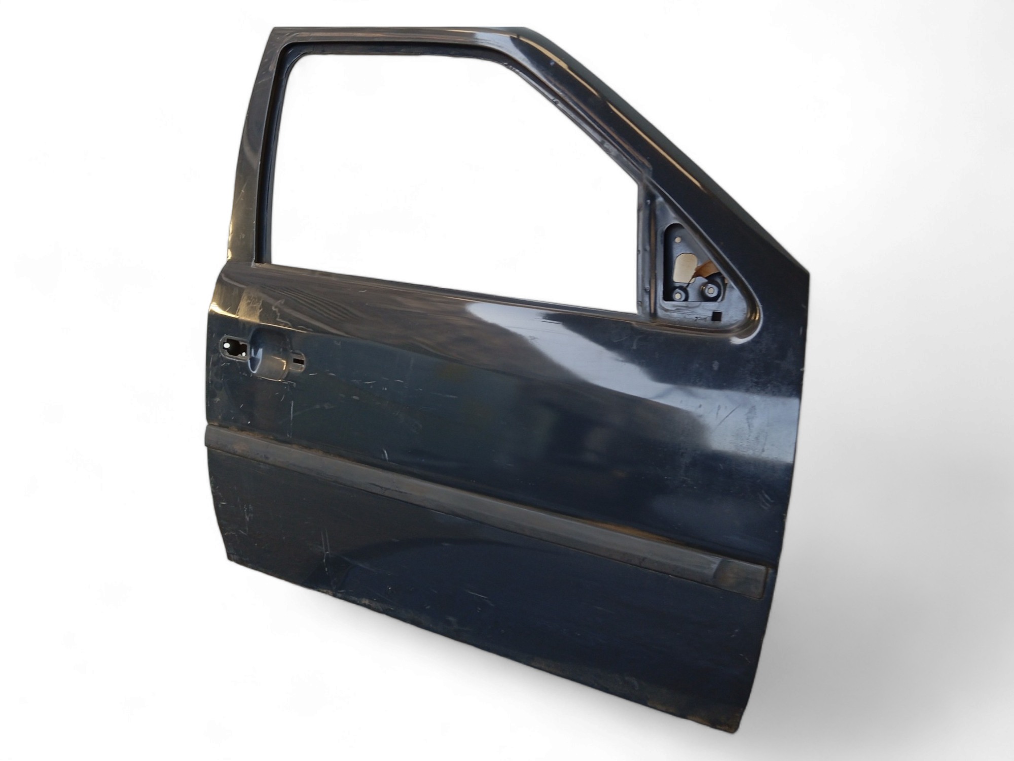 Porta Dianteira L/d Volkswagen Gol / Parati G4 2007 A 2010 – Dianteira – Direito – Preto 2