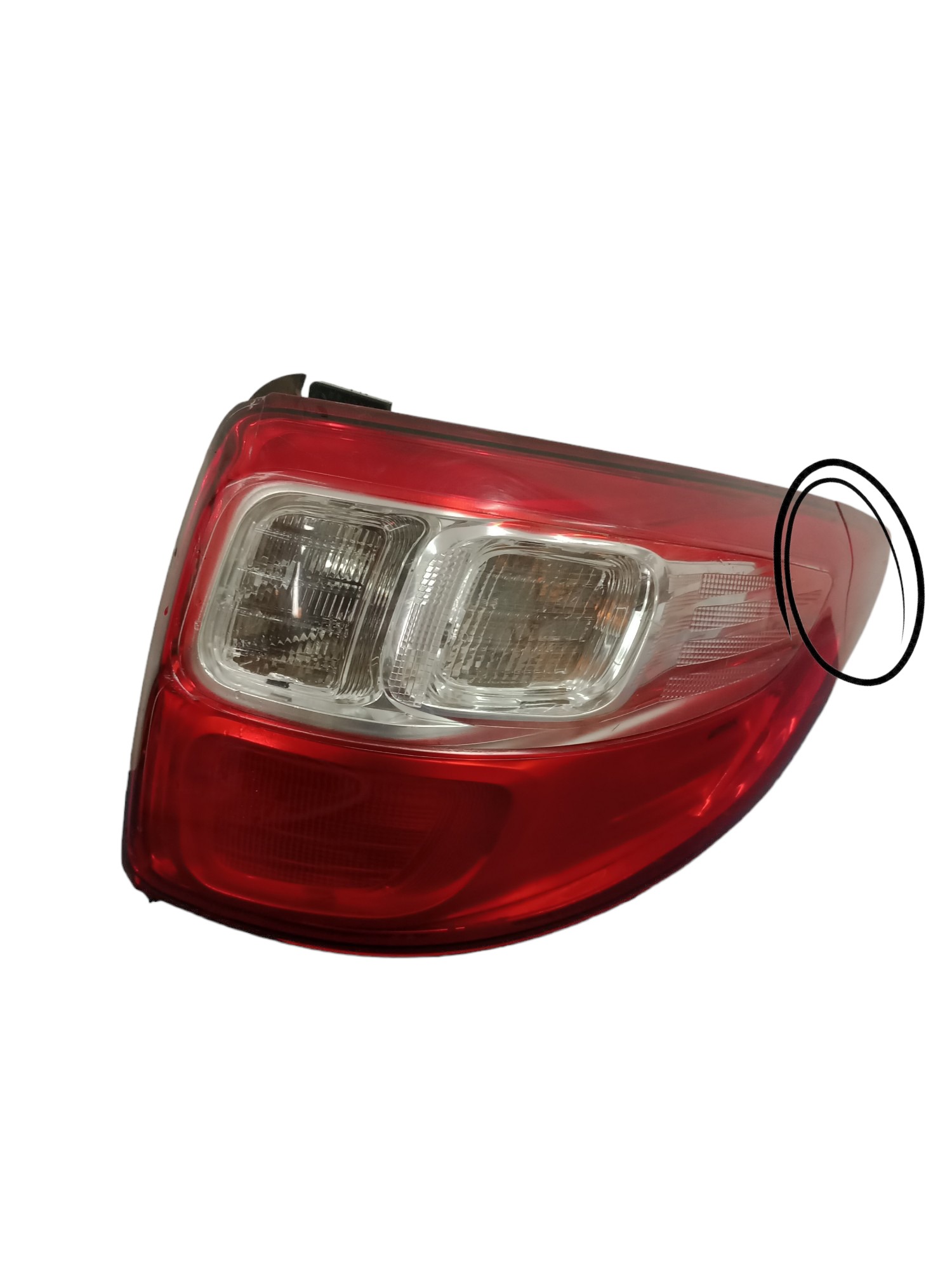 Lanterna tras L/D fiat strada 2014 a 18 original c/detalhe 4