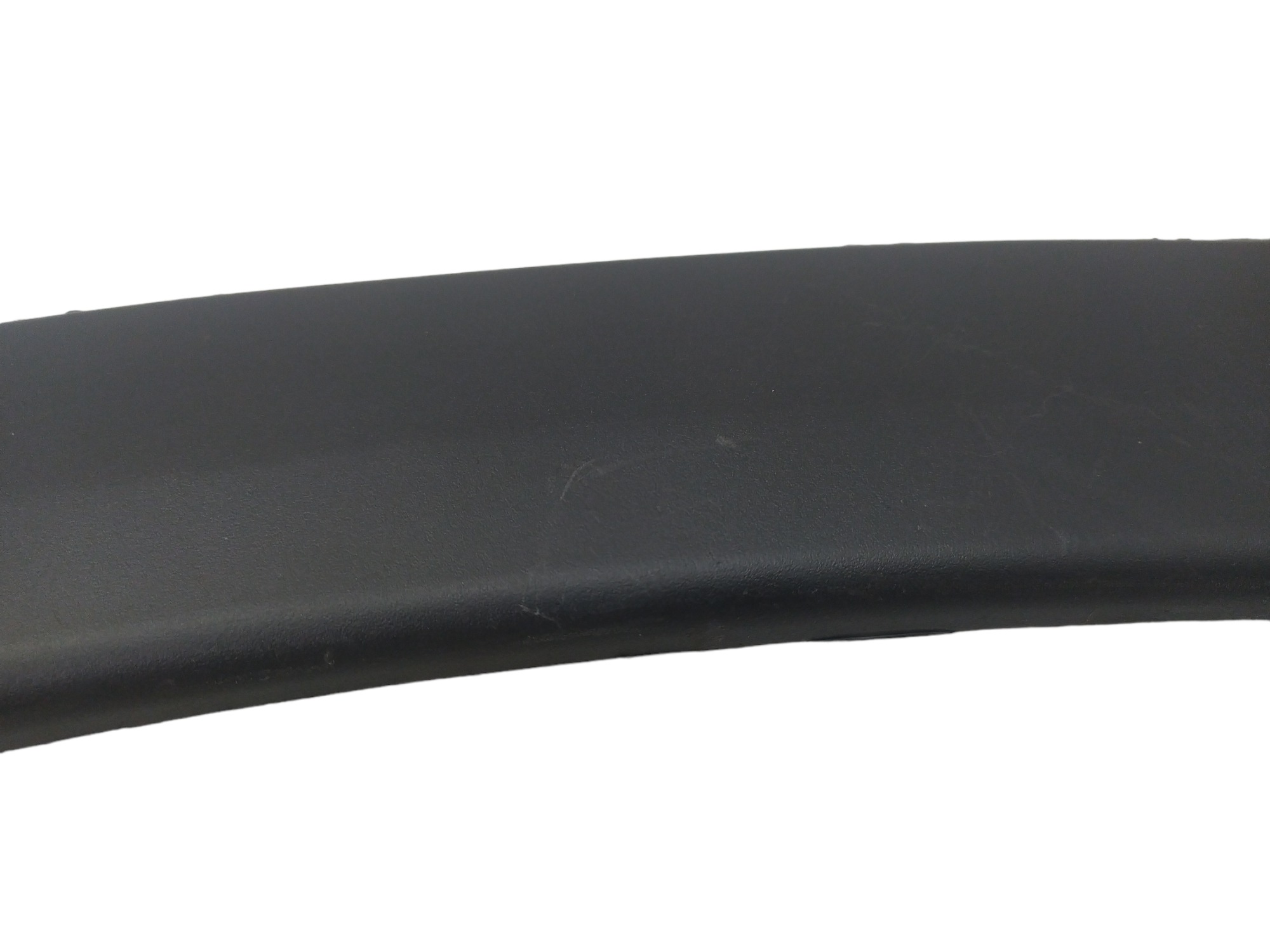 Moldura Lateral Dianteiro L/e Tracker 2020 A 2022 Original  Preto 6