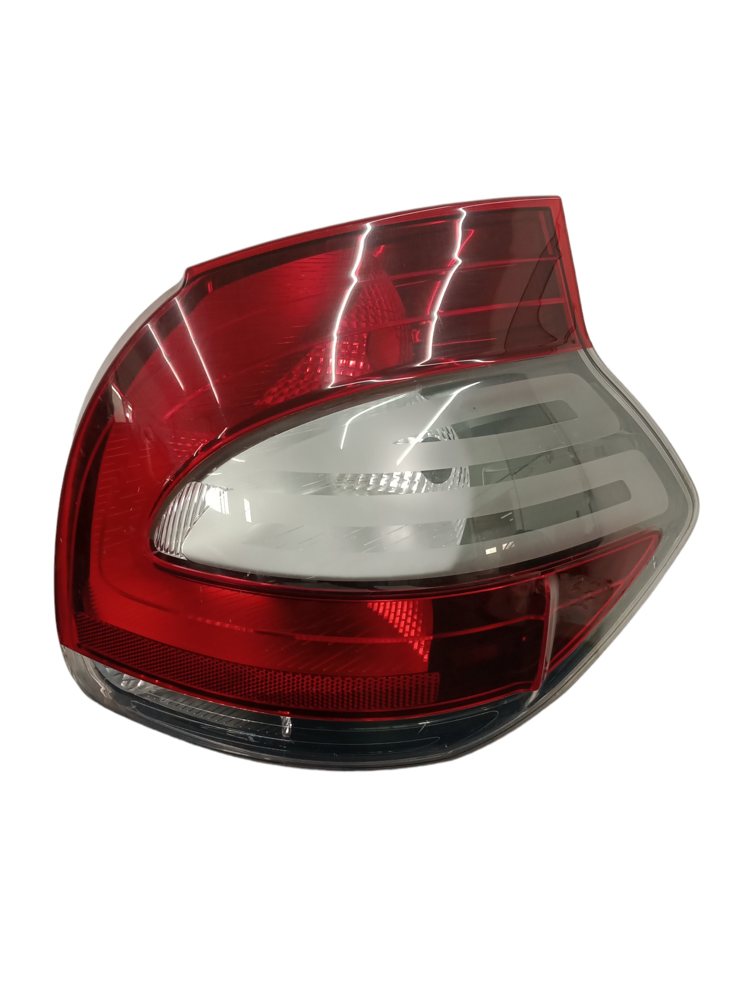 Lanterna Tras Fiat Mobi L/d 2016 A 20 Original  Direito 3