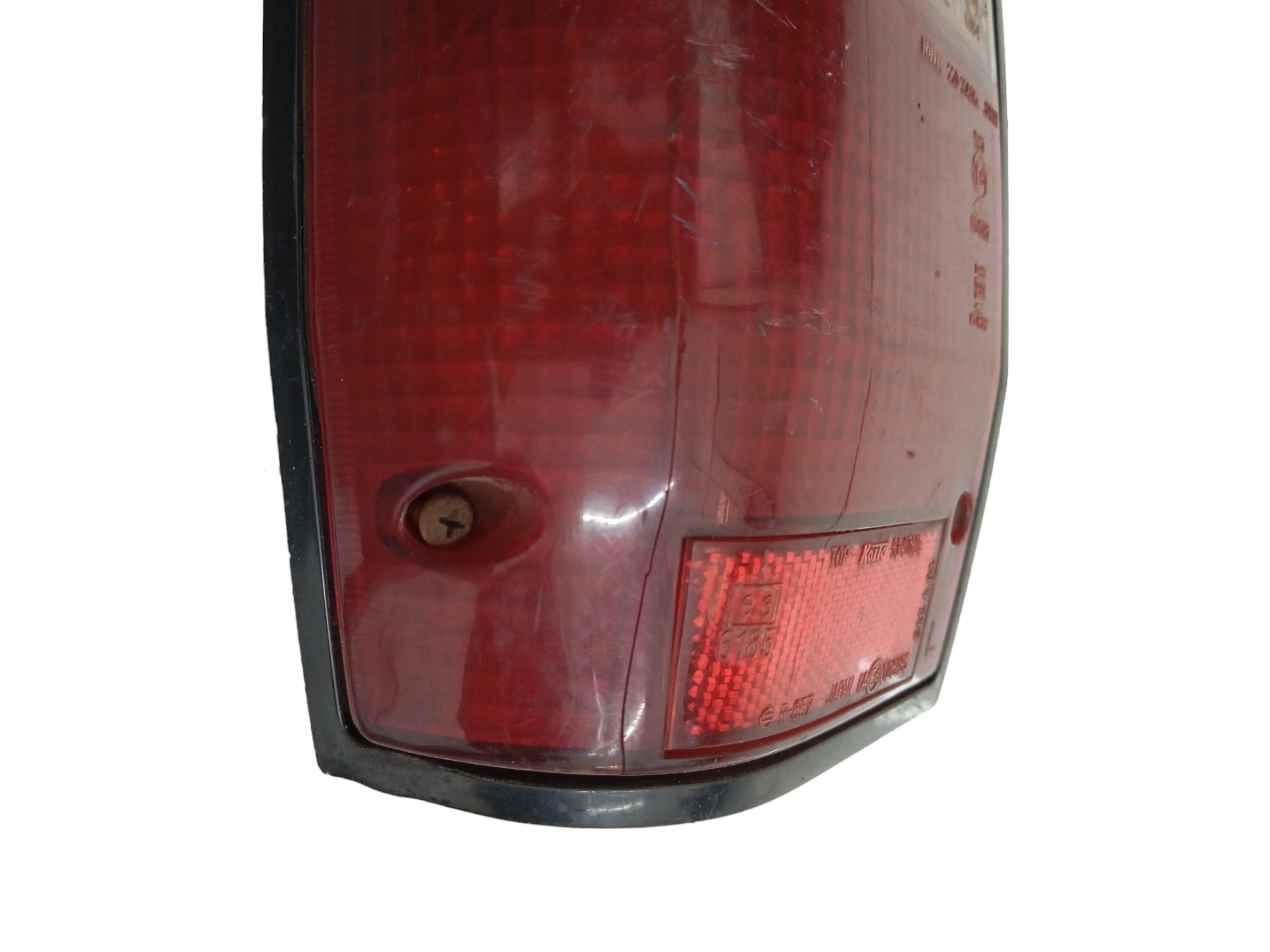 Lanterna Traseira Esquerda L200 1993 A 2003 – 22037506 2