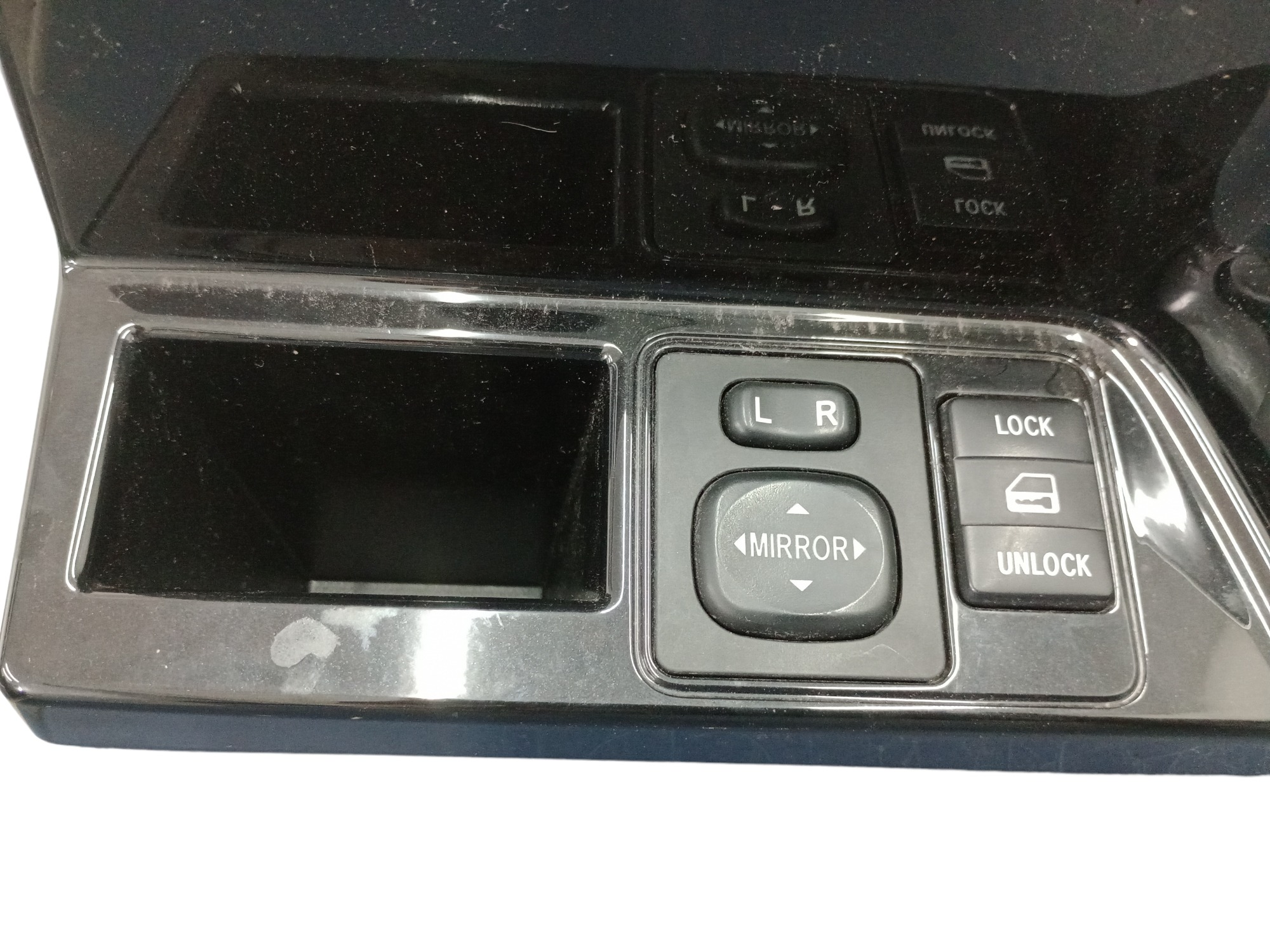 Moldura Acabamento Painel Difusor Etios 2017/20 3