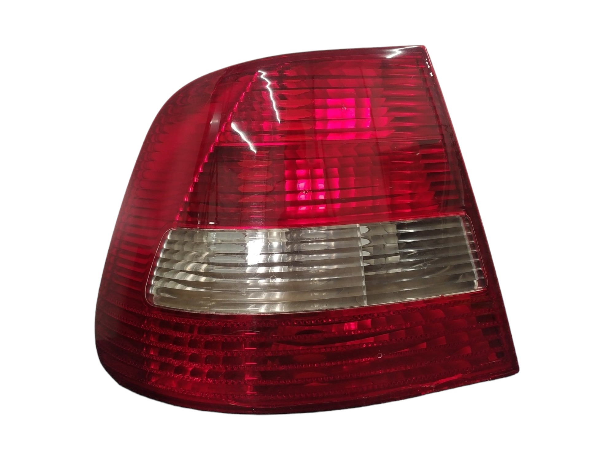 Lanterna Tras L/e Polo Classic 2000 A 2002 Original 2