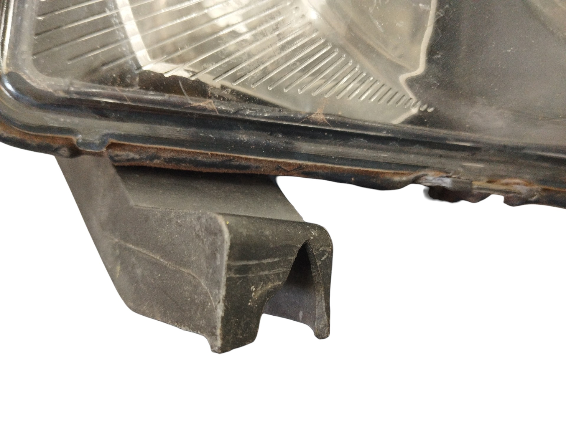 FAROL MILHA L/E GM VECTRA 2006/11 ORIGINAL C/DETALHES 3
