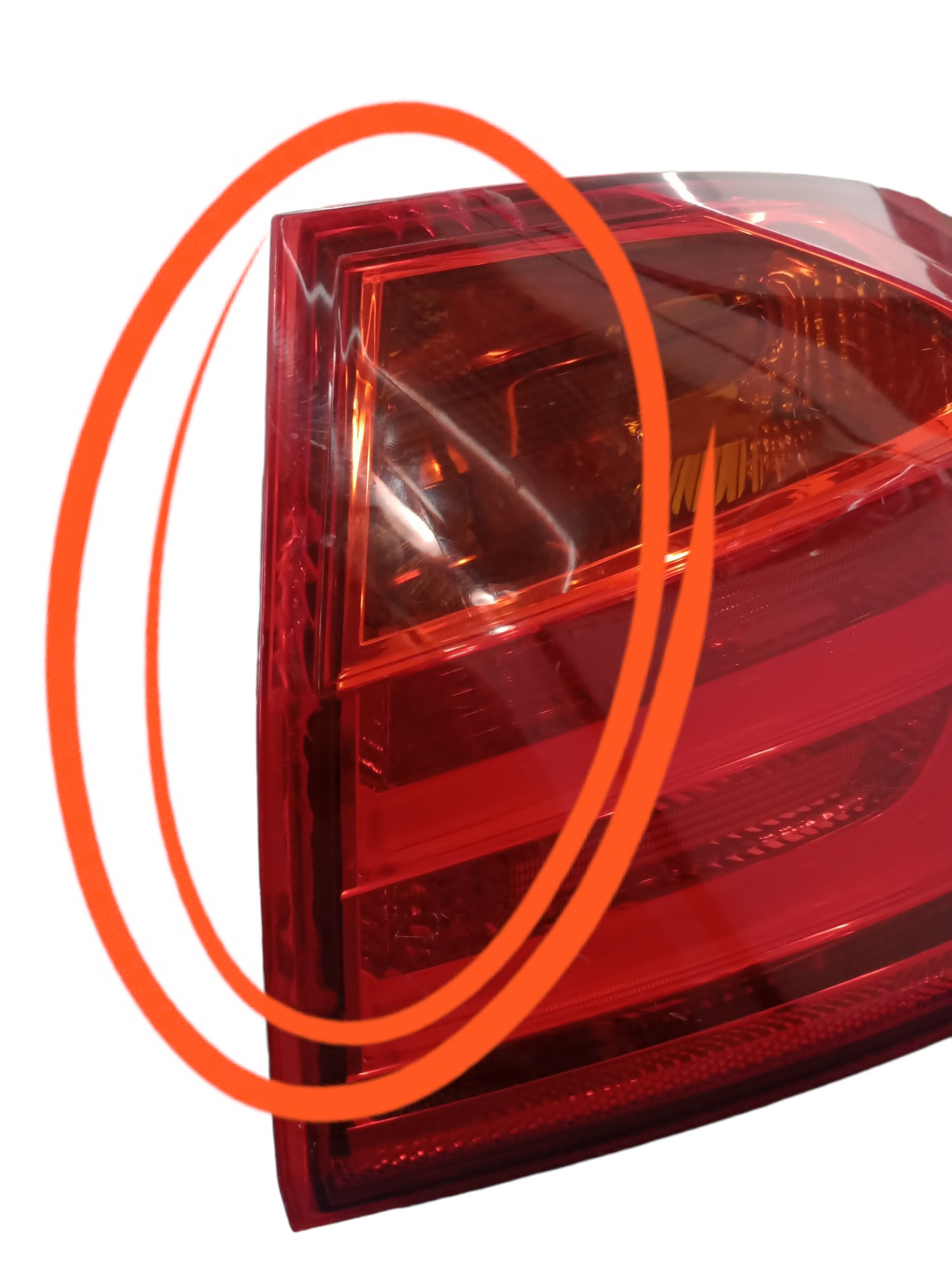 Lanterna Tras L/d Bmw 320i/318i/316i 2012 A 15 C/detalhe Direito 2