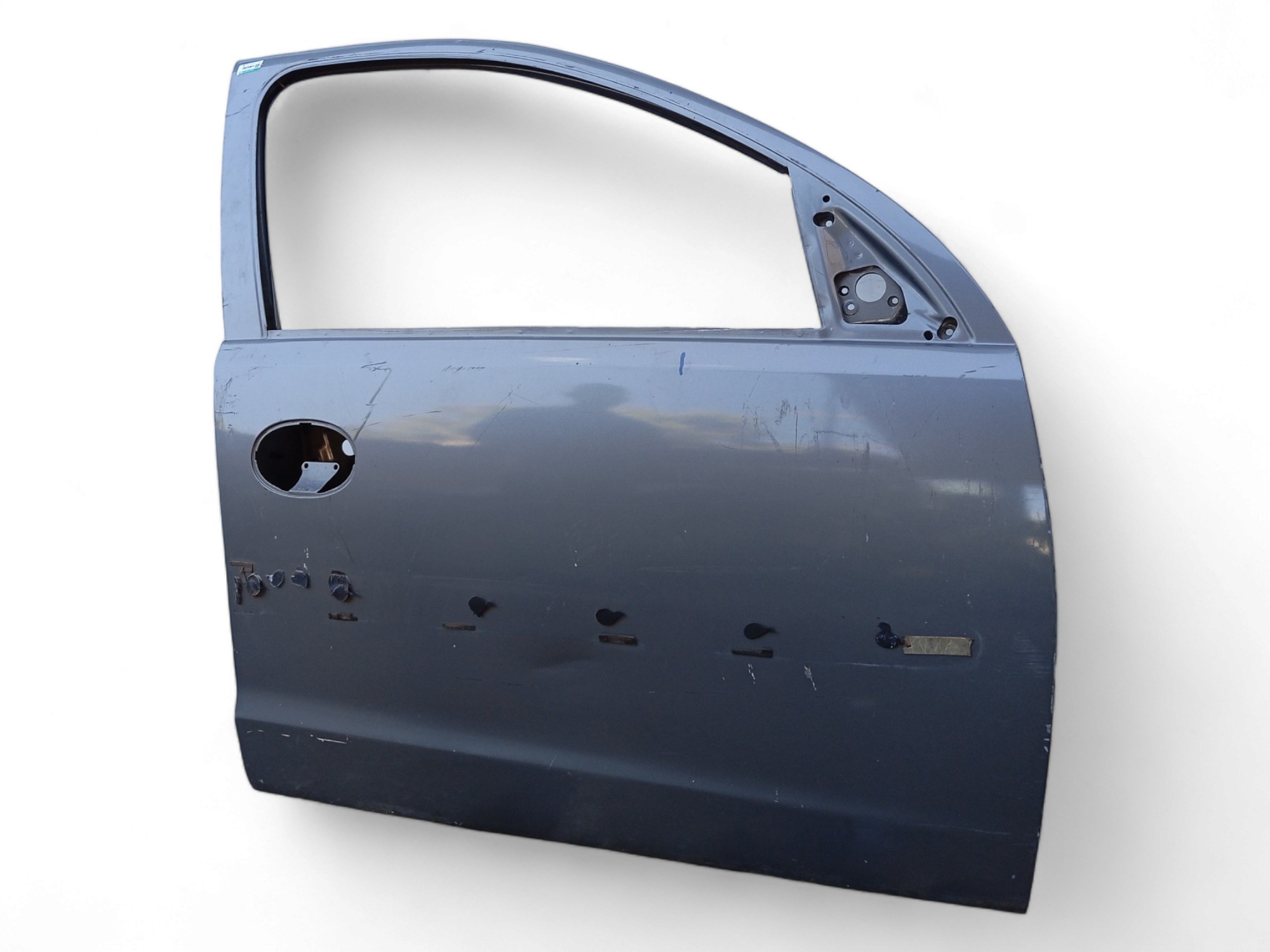 Porta Dianteira L/d Gm Corsa / Montana 2003/12 C/detalhes – Dianteira – Direito – Cinza 3