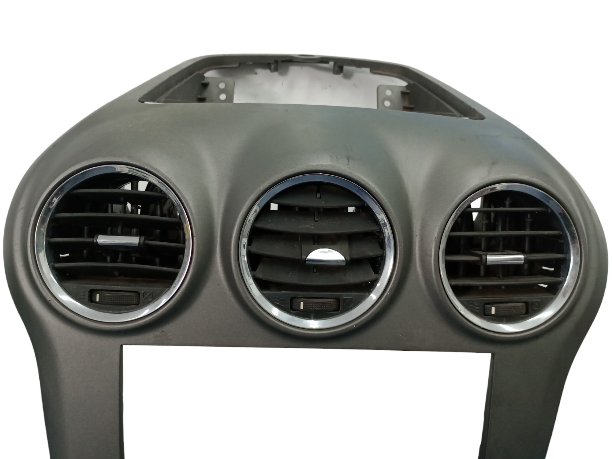 Moldura Difusor Central Gm Captiva 2011/17 3