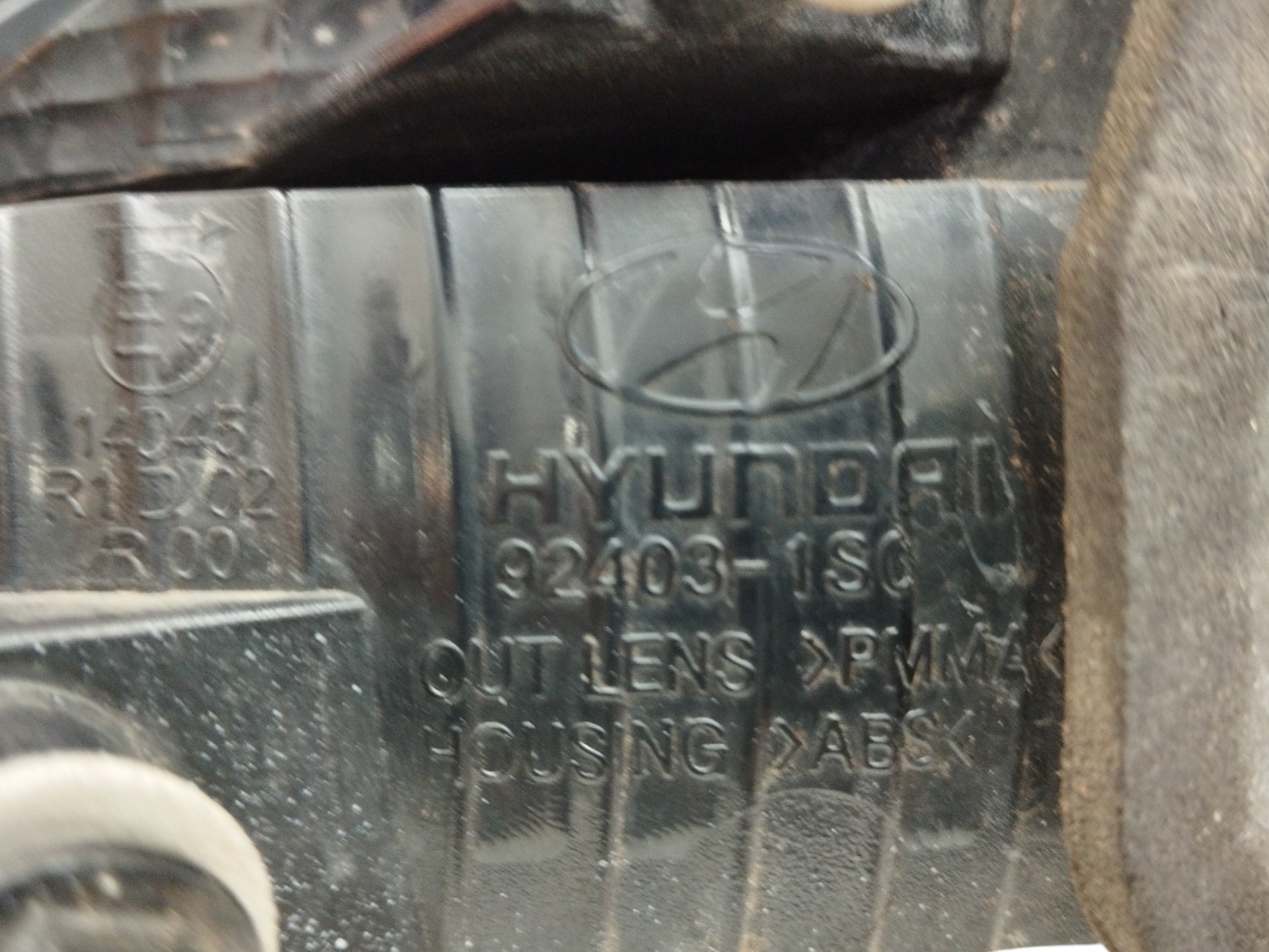 Lanterna Tras Tampa L/e Hyundai Hb20 2013 A 2016 Original 5