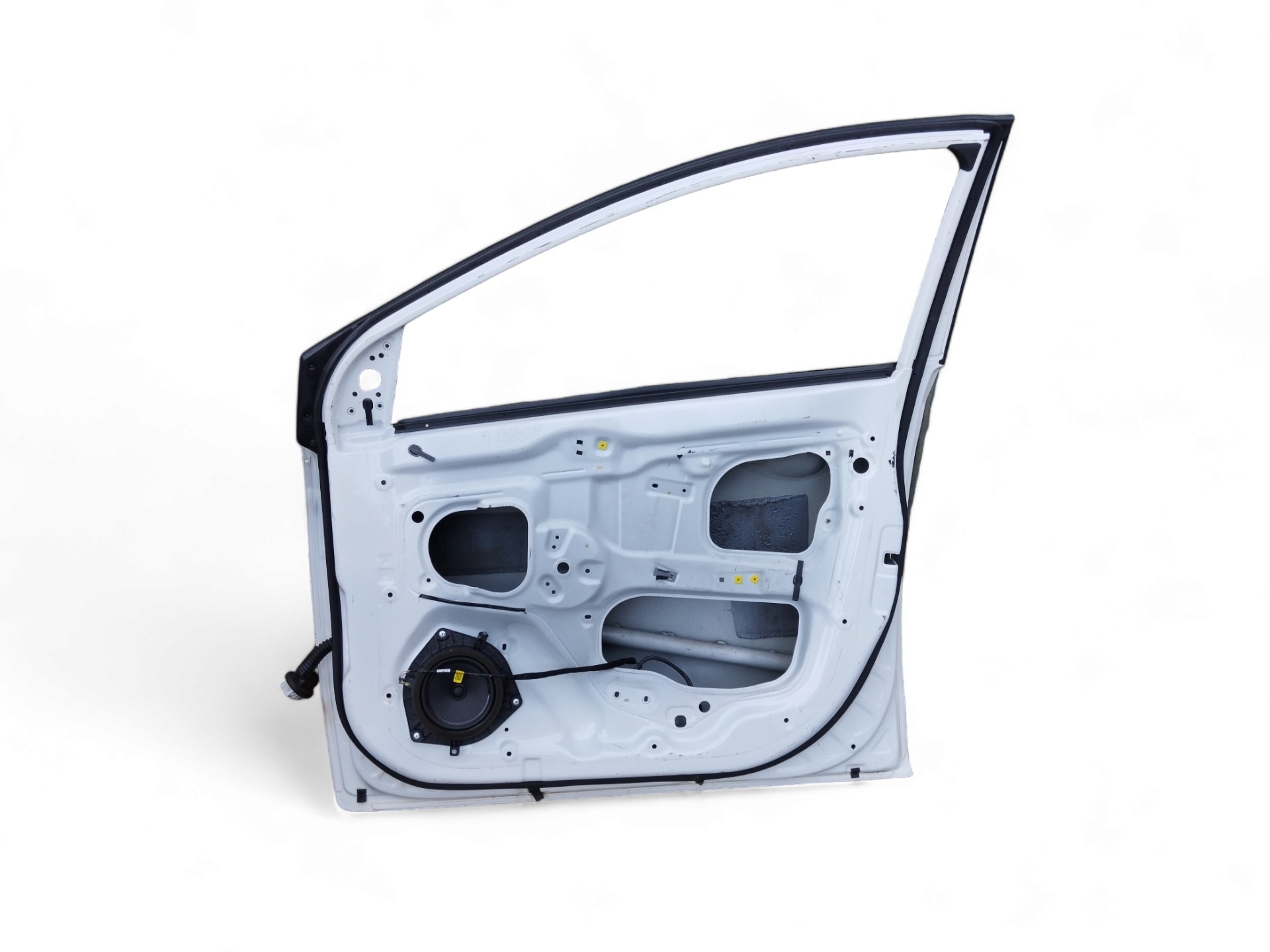 Porta Dianteira L/d Hyundai Hb20x 2012/19 – Dianteira – Direito – 4