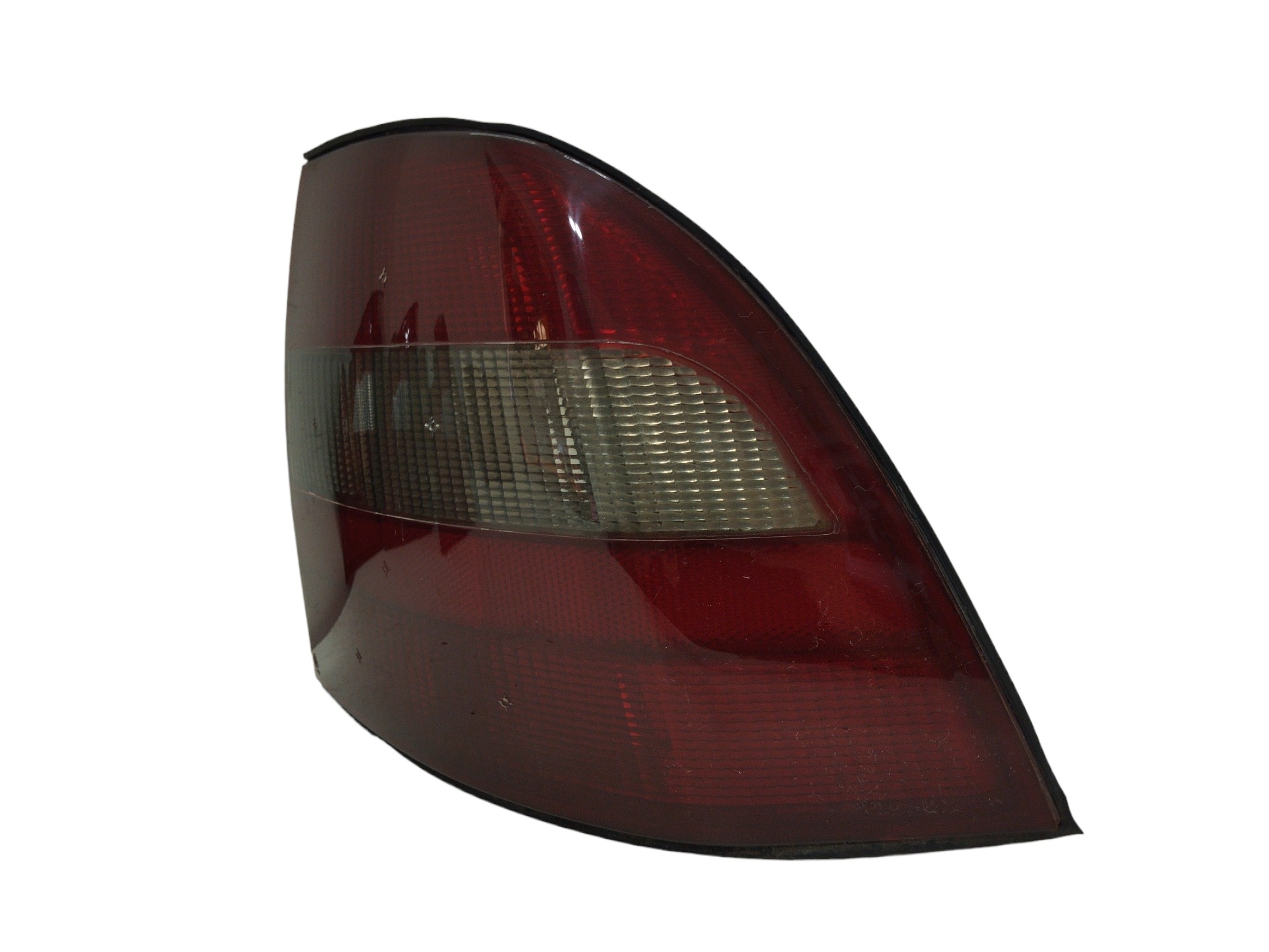 LANTERNA TRAS L/D FUME CHEVROLET VECTRA 1996 A 1999 PARALELO 2