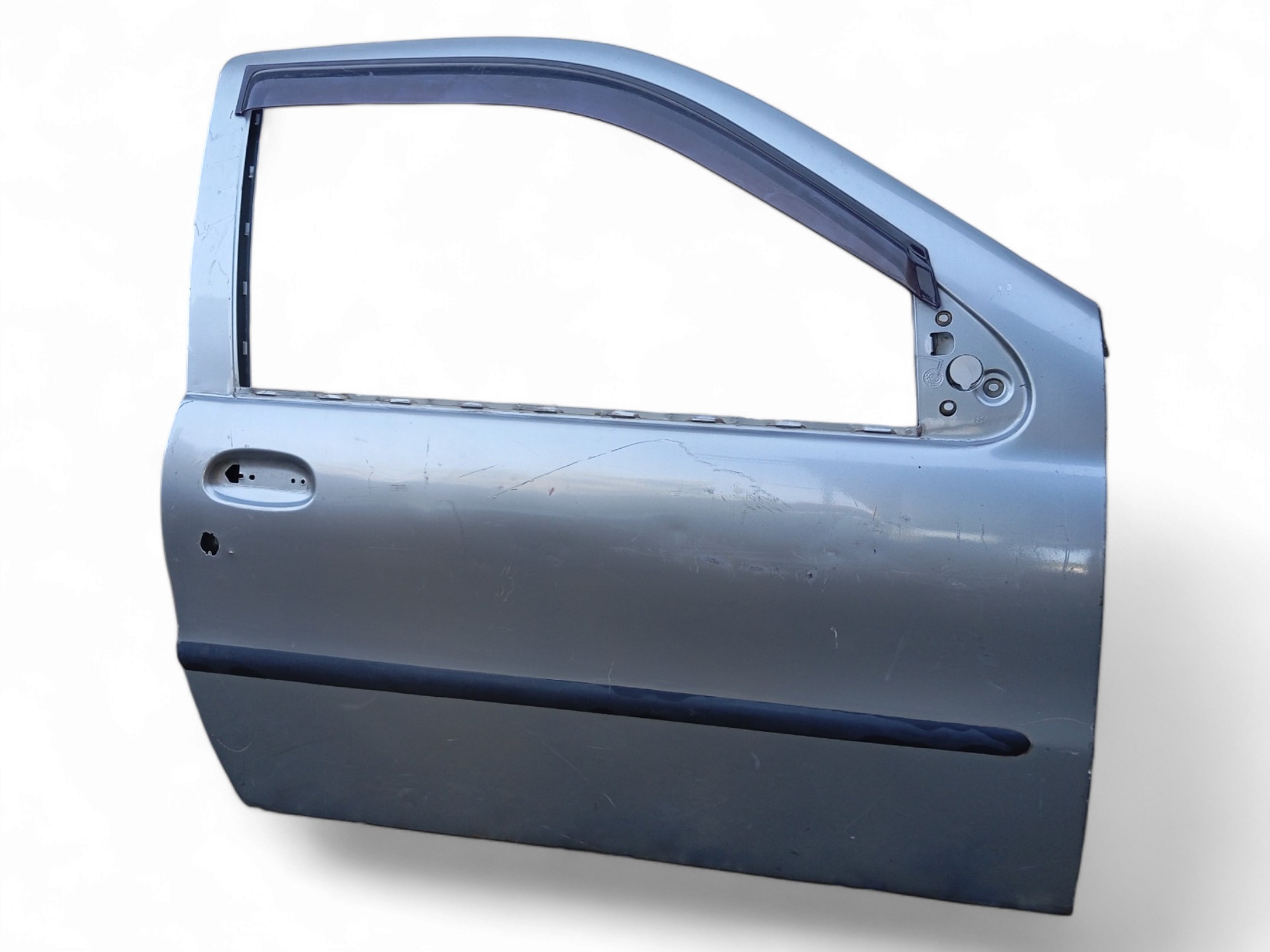 Porta Dianteira L/d Fiat Strada / Palio 2p 1996/02 Original – Dianteira – Direito – Cinza 3