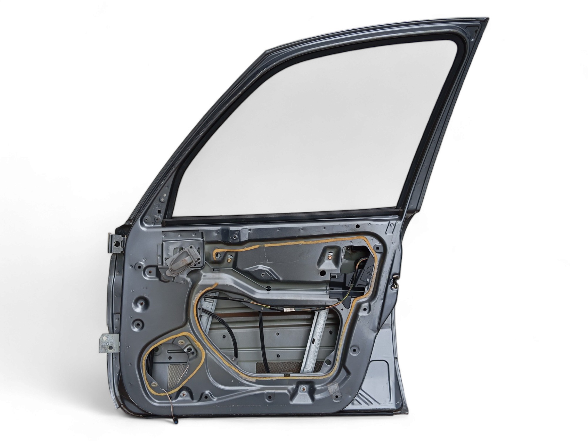 Porta Dianteira L/d Citroen Xsara Picasso 2012 A 2021  – Dianteira – Direito – Cinza 4