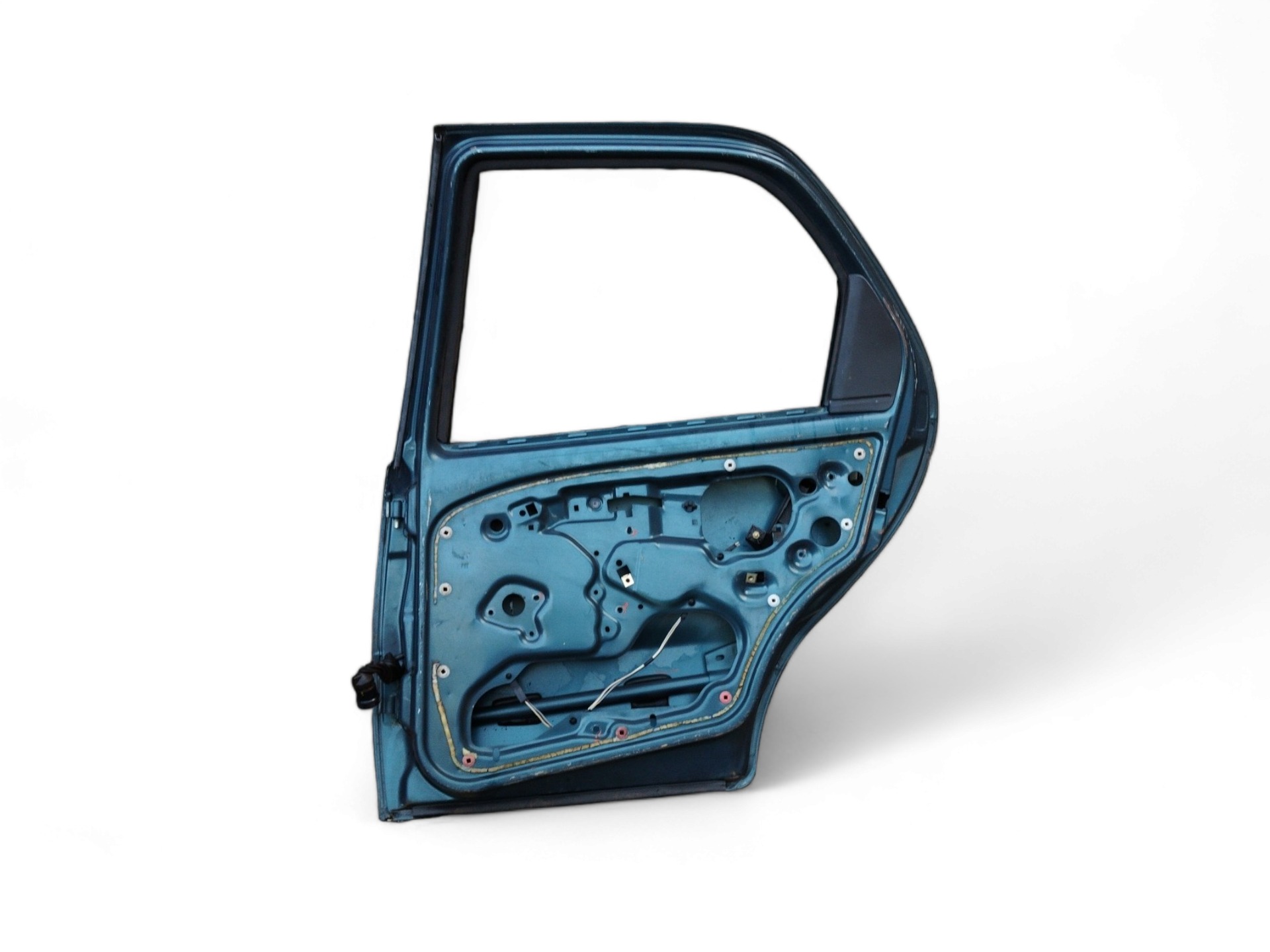 Porta Traseira L/d Fiat Palio 1996/06 C/detalhe  – Traseira – Direito – Verde 4