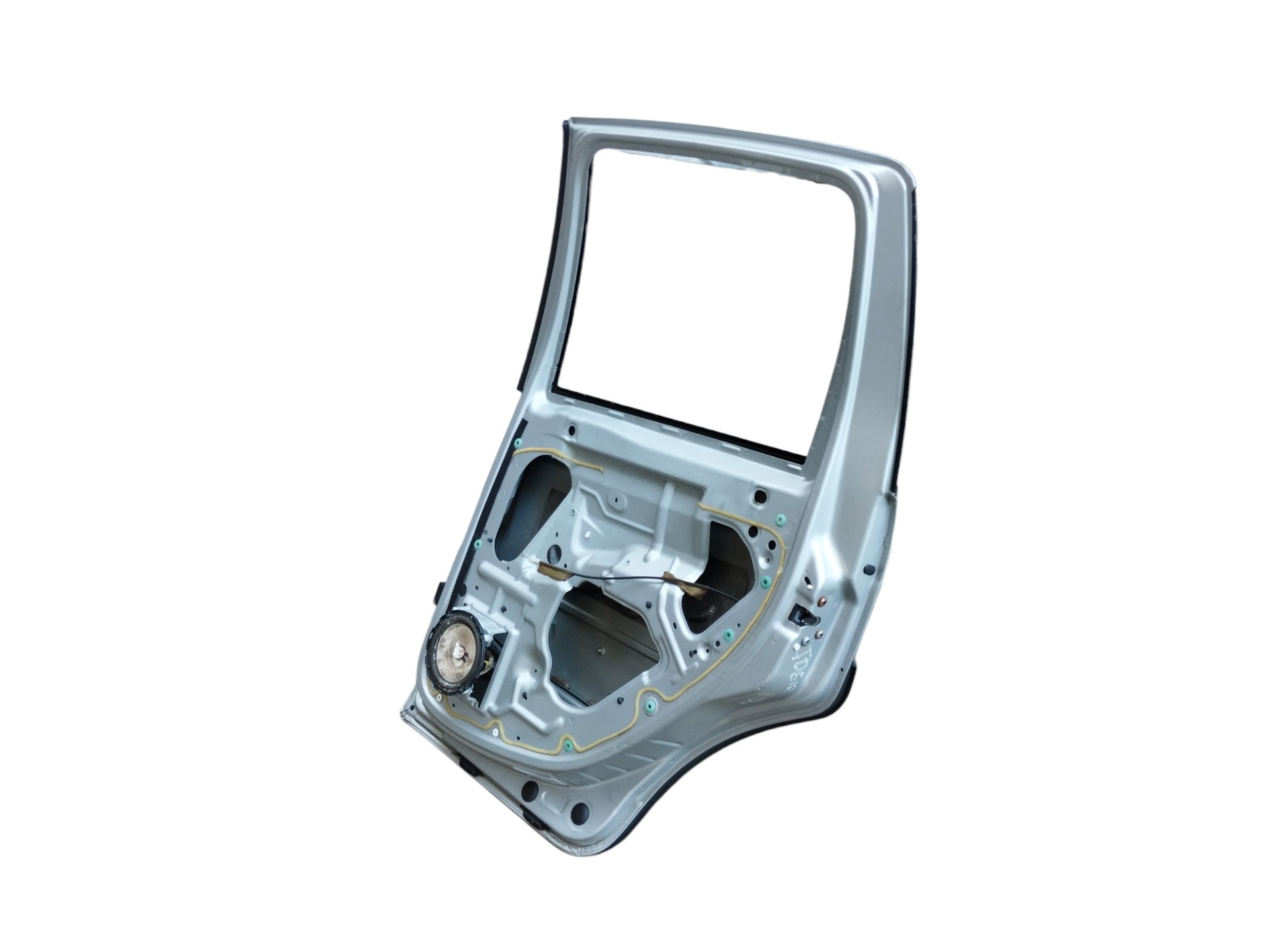 Porta Traseira L/d Fiat Idea Adventure 2011/16 C/detalhes Traseira Direito Prateada 6