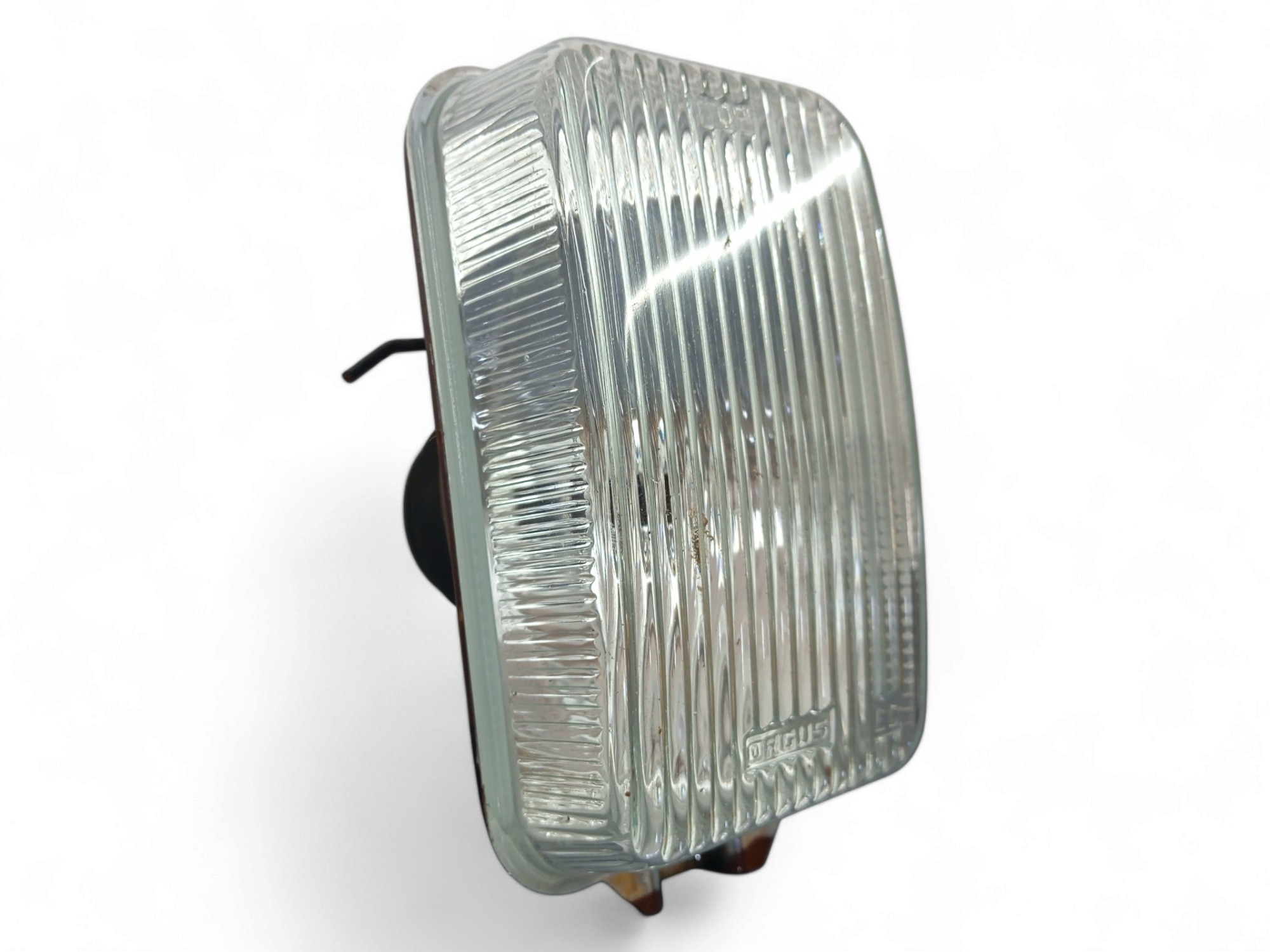 FAROL MILHA L/D VOLKSWAGEN SANTANA 1987 A 1990 ORGUS 3