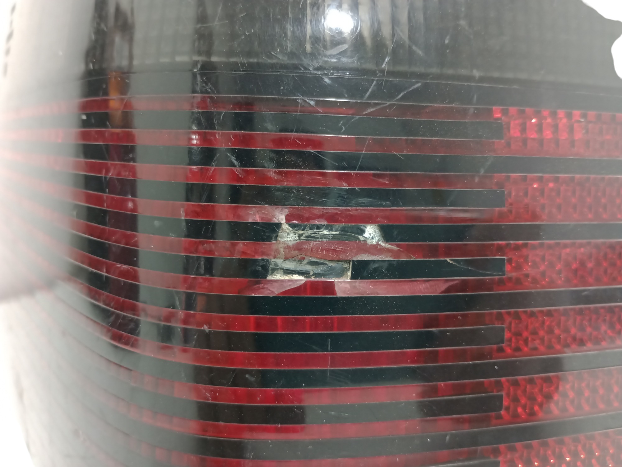 LANTERNA TRAS L/D GOLF MK3 GTI FUME 95/97 ORIGINAL C/DETALHES 5