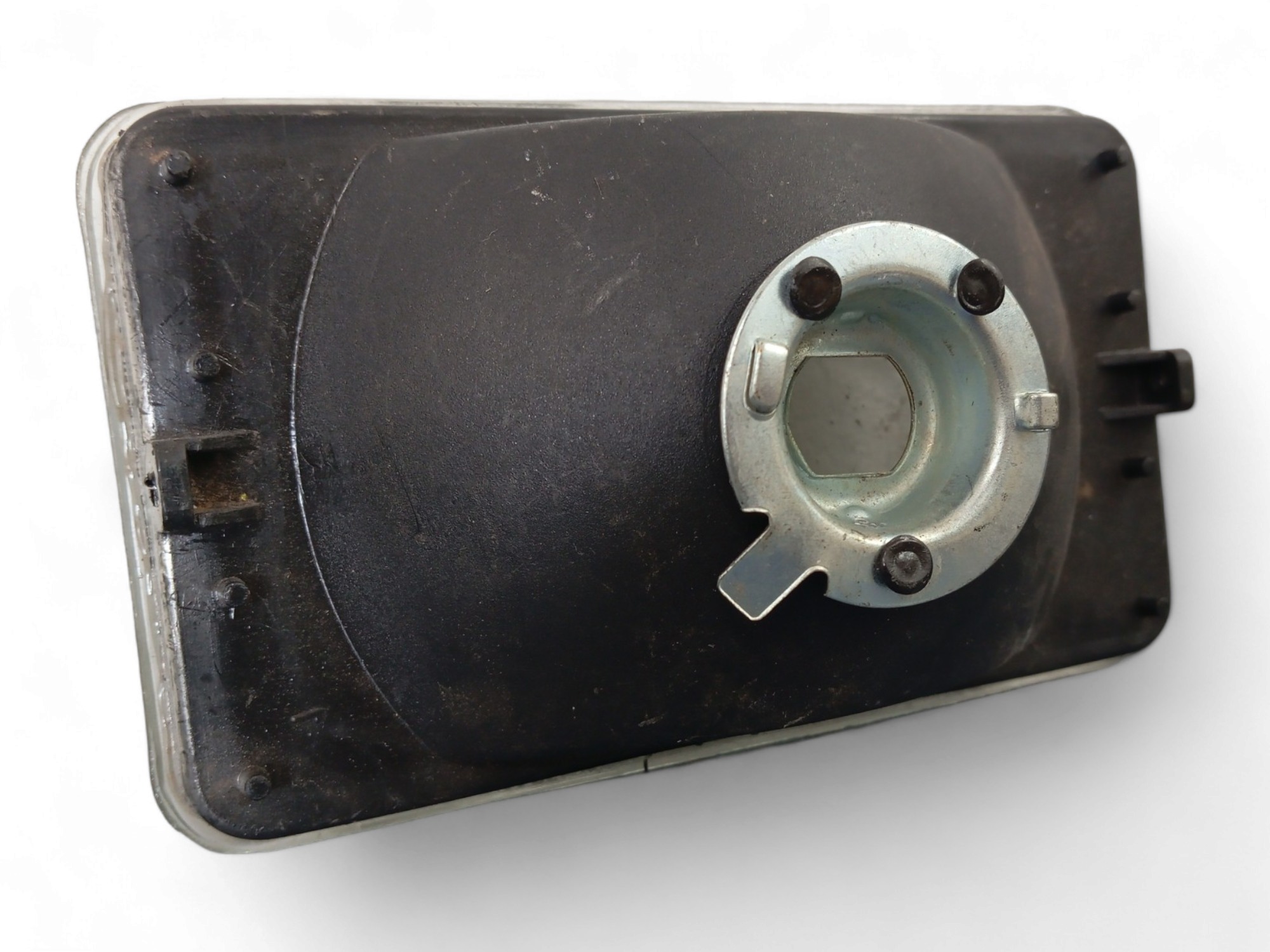 FAROL DE MILHA VOLKSWAGEN SANTANA GLS 1987 A 1990 PARALELO 5