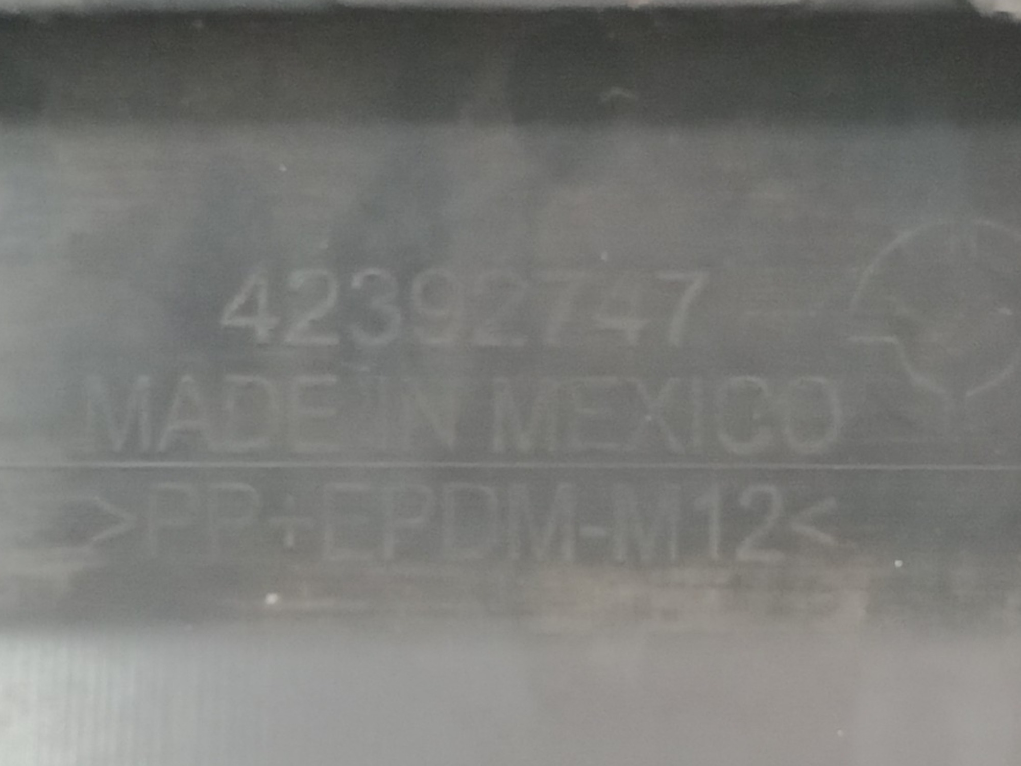 Moldura Parachoque Traseiro Gm Tracker 2017 A 2020 Original 7