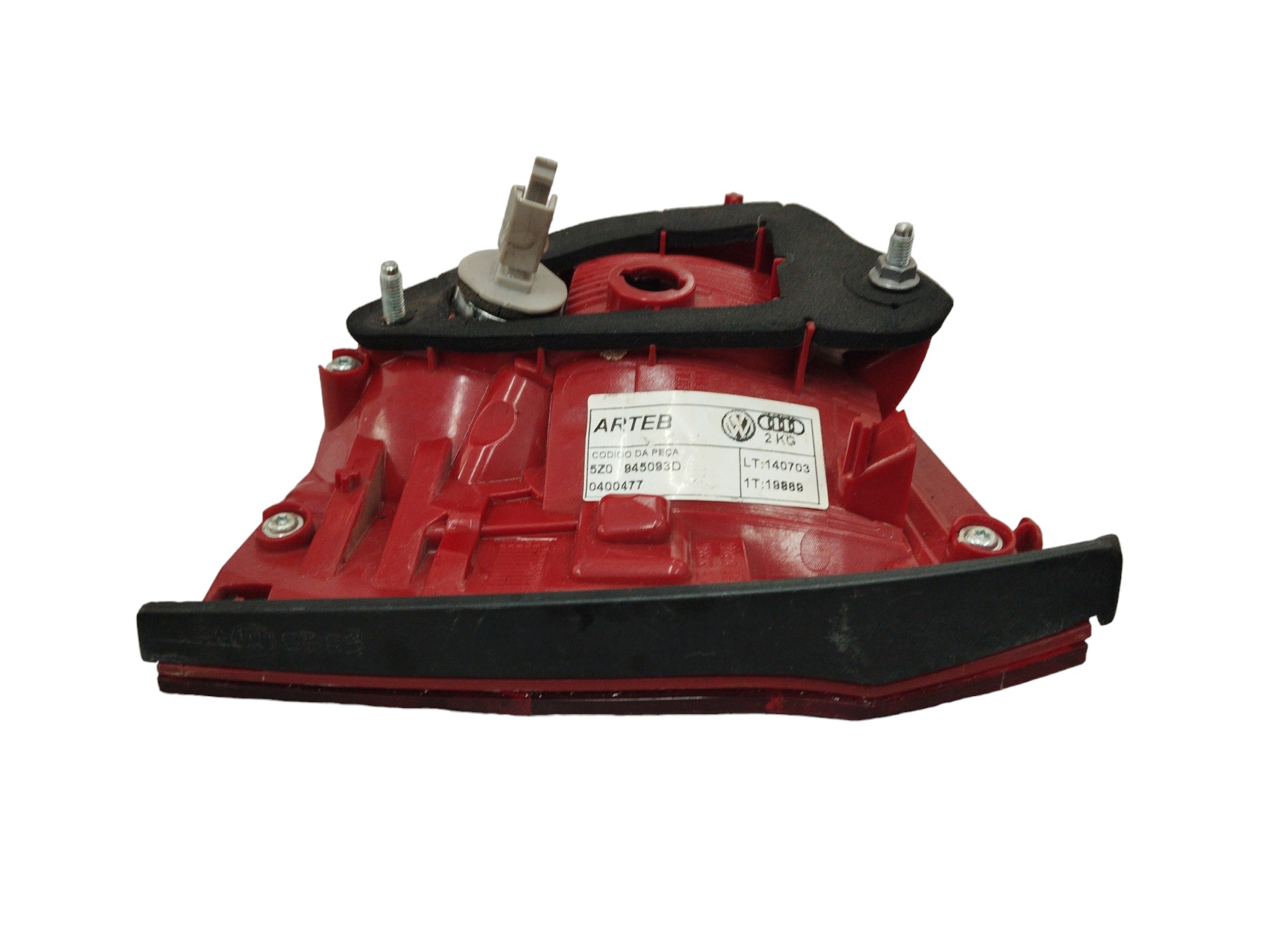 Lanterna Tampa Traseira L/e Vw Fox 2015/21 Detalhe No Vidro 3