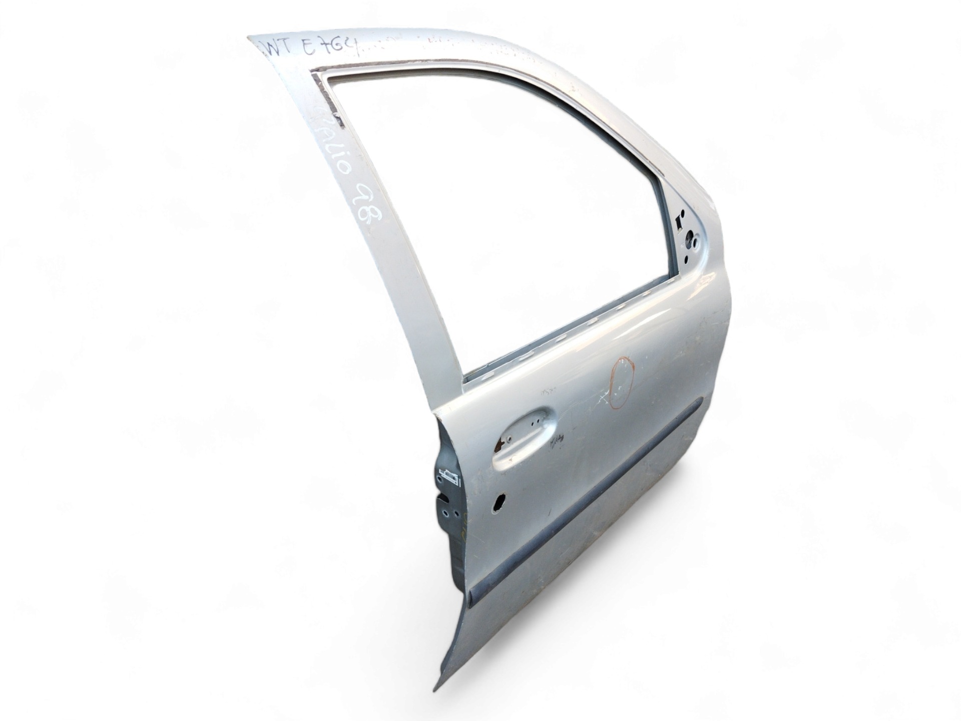 Porta Dianteira L/d Fiat Palio 2006/14 C/detalhe Dianteira Direito Prata 2