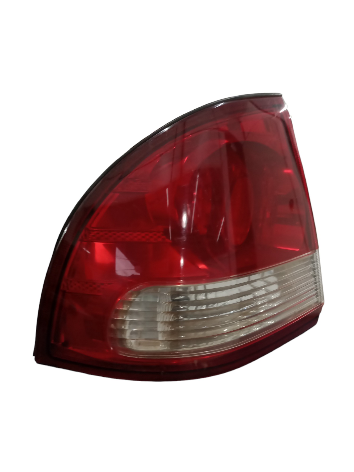 Lanterna tras L/E corsa classic 11/16 original c/detalhes 2