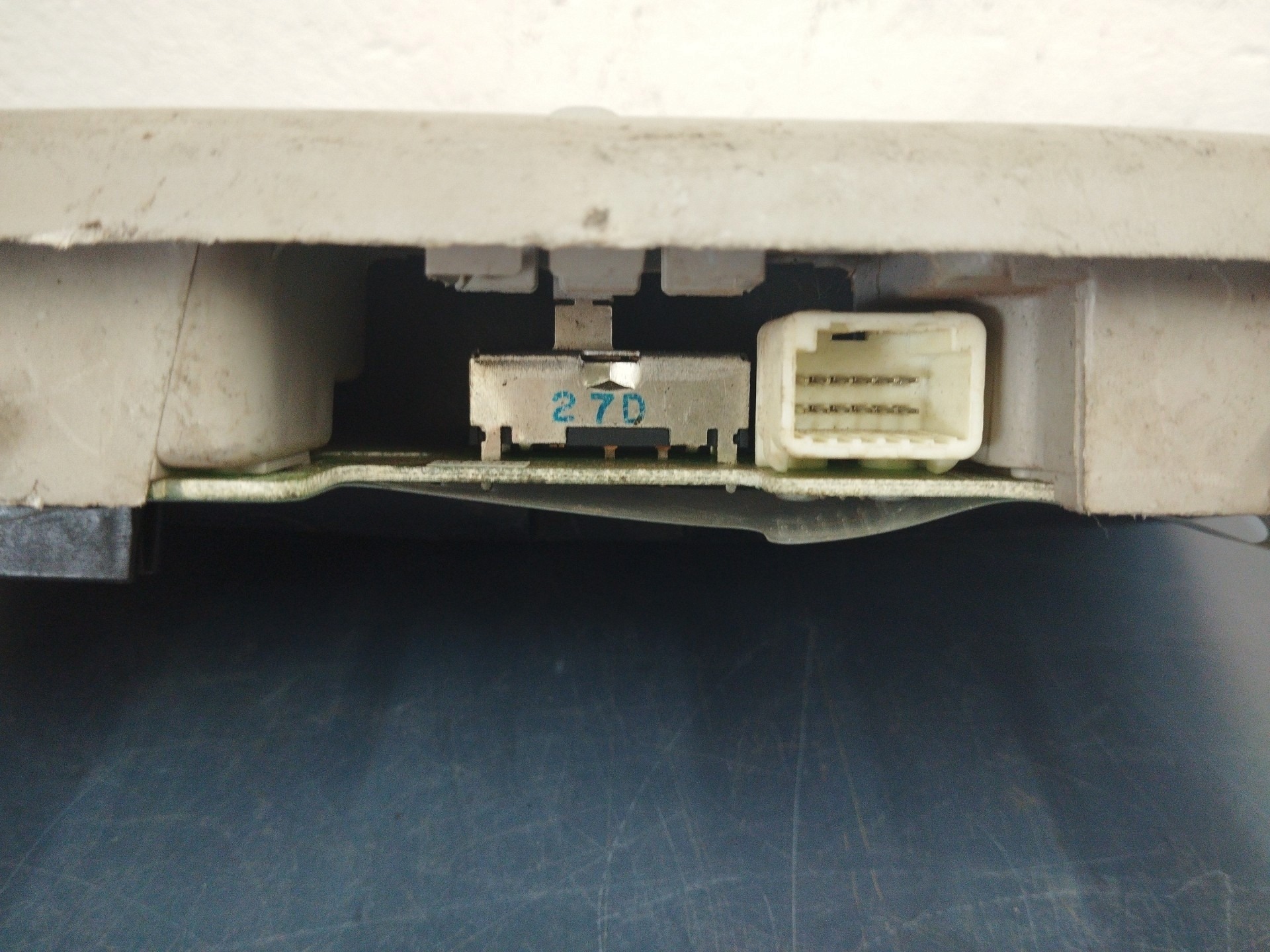 Luz De Teto Com Porta Óculos Toyota Hilux Sw4 C/detalhe Orig 4