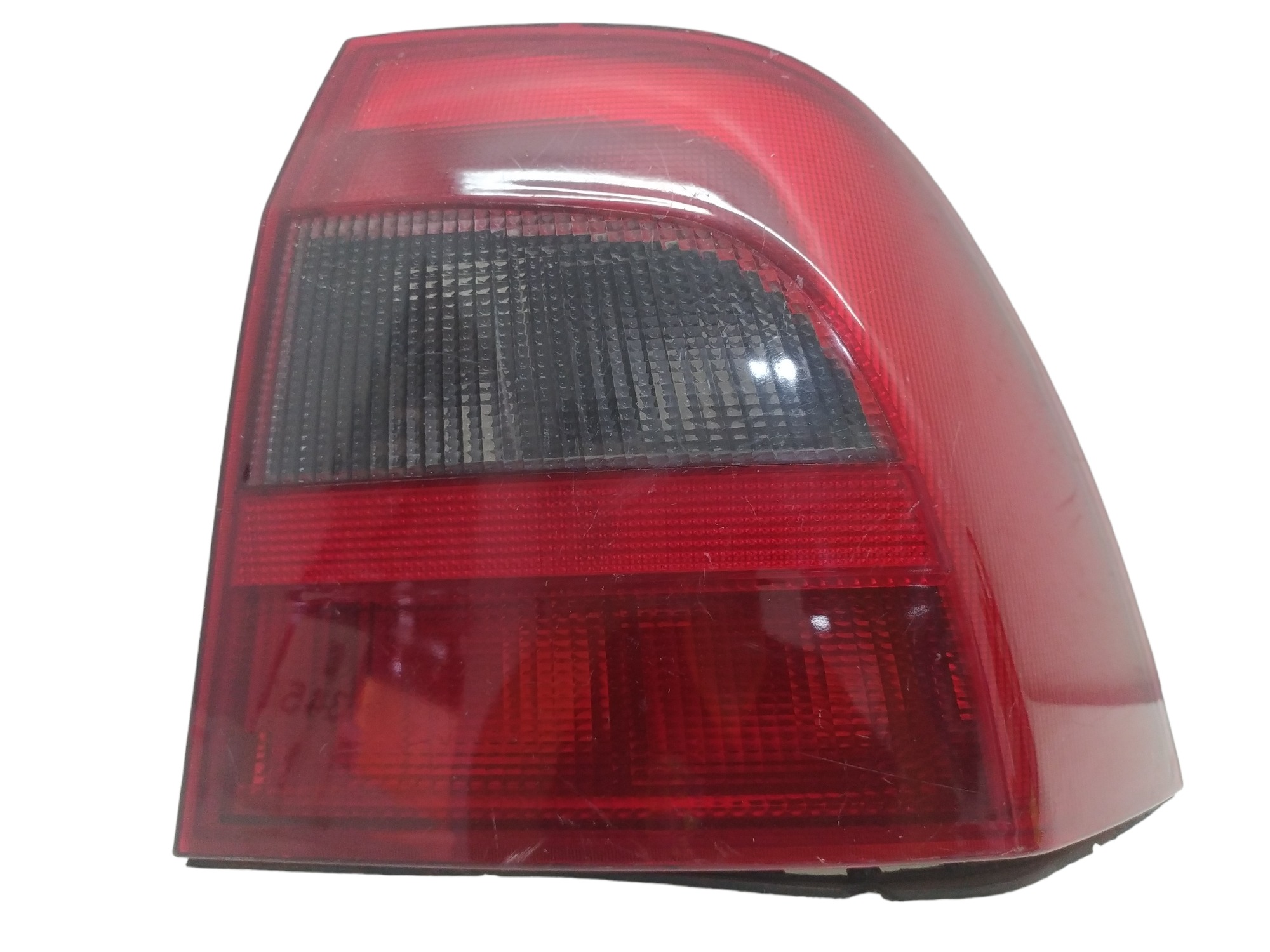 Lanterna Tras L/d Chevrolet Vectra 2000 A 2004 Paralelo Fume 2