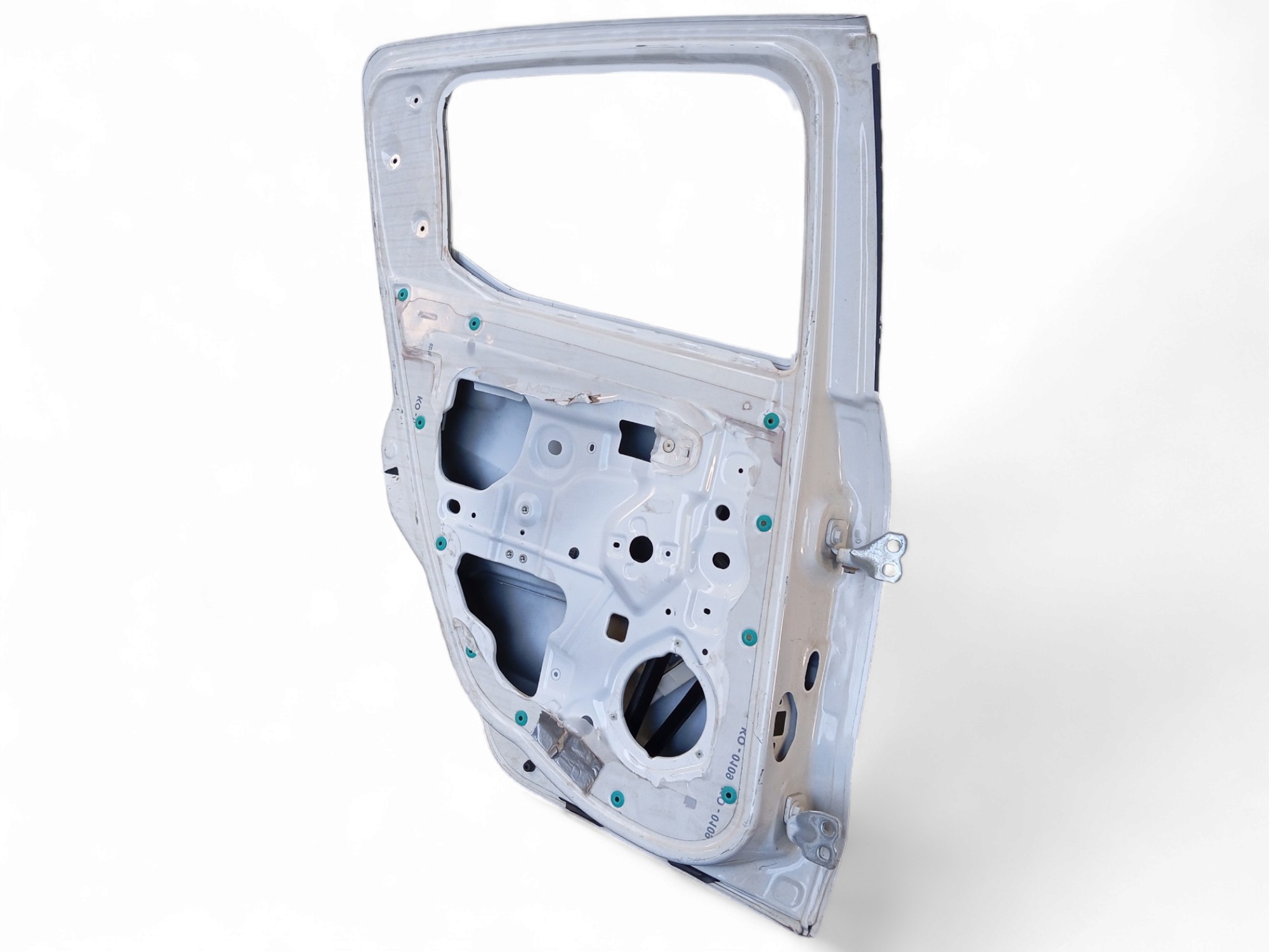 Porta Traseira L/e Fiat Mobi 2016 A 2020 Original  – Traseira – Esquerdo – Branco 5