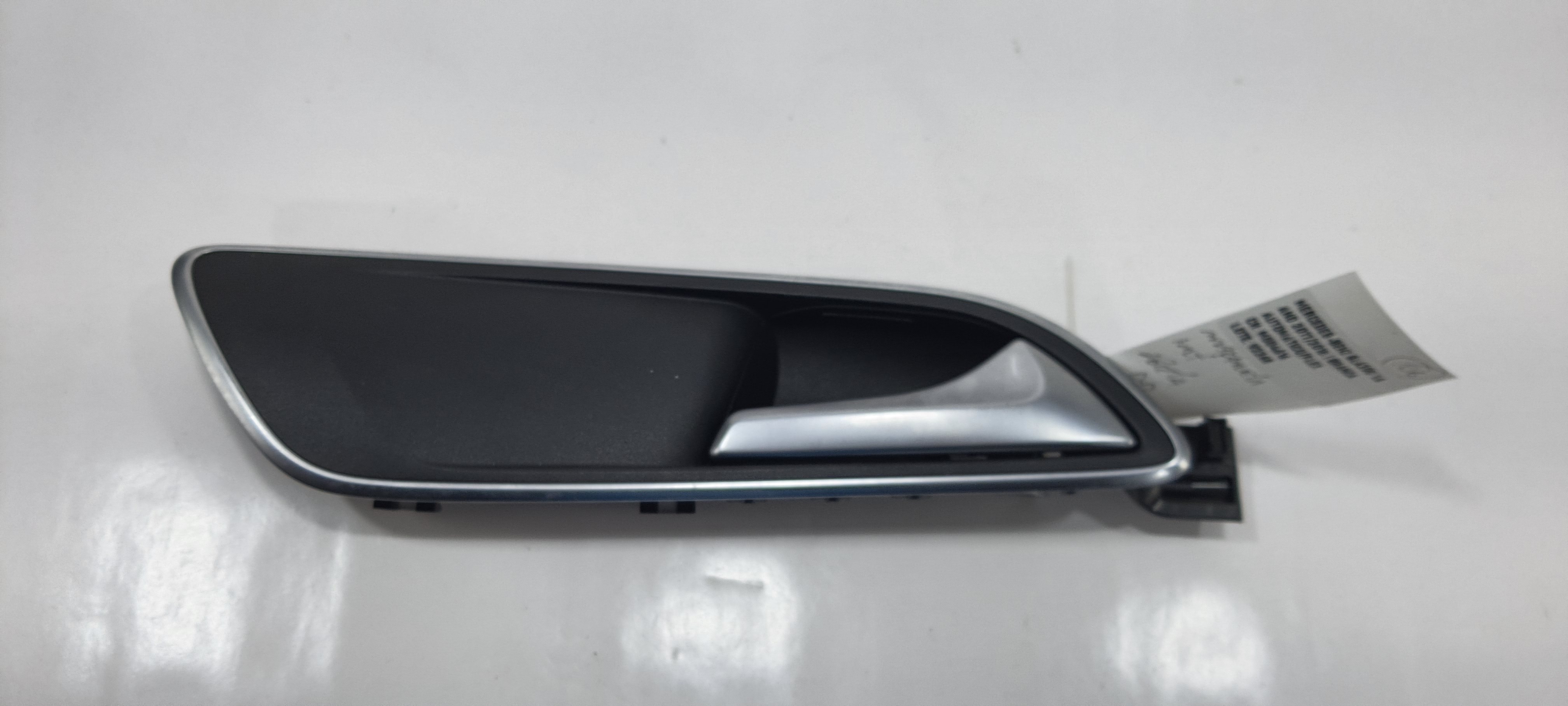 Maçaneta Porta Dianteira Direita Mercedes Gla 200 2018 V2268 Dianteira 5