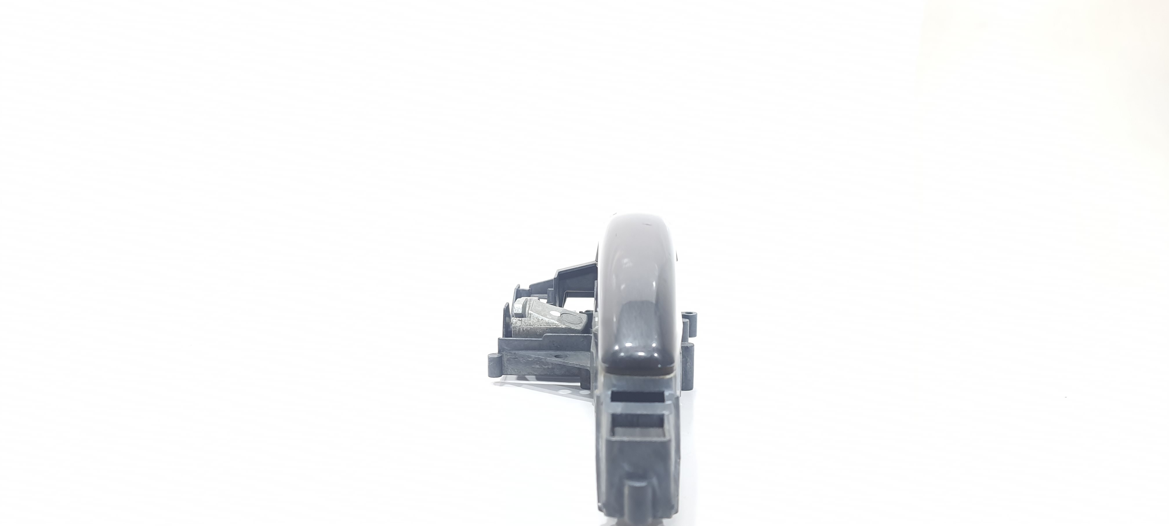Maçaneta Ext Traseira Esquerda Peugeot 2008 1.6 V2252 Preta Traseira 4