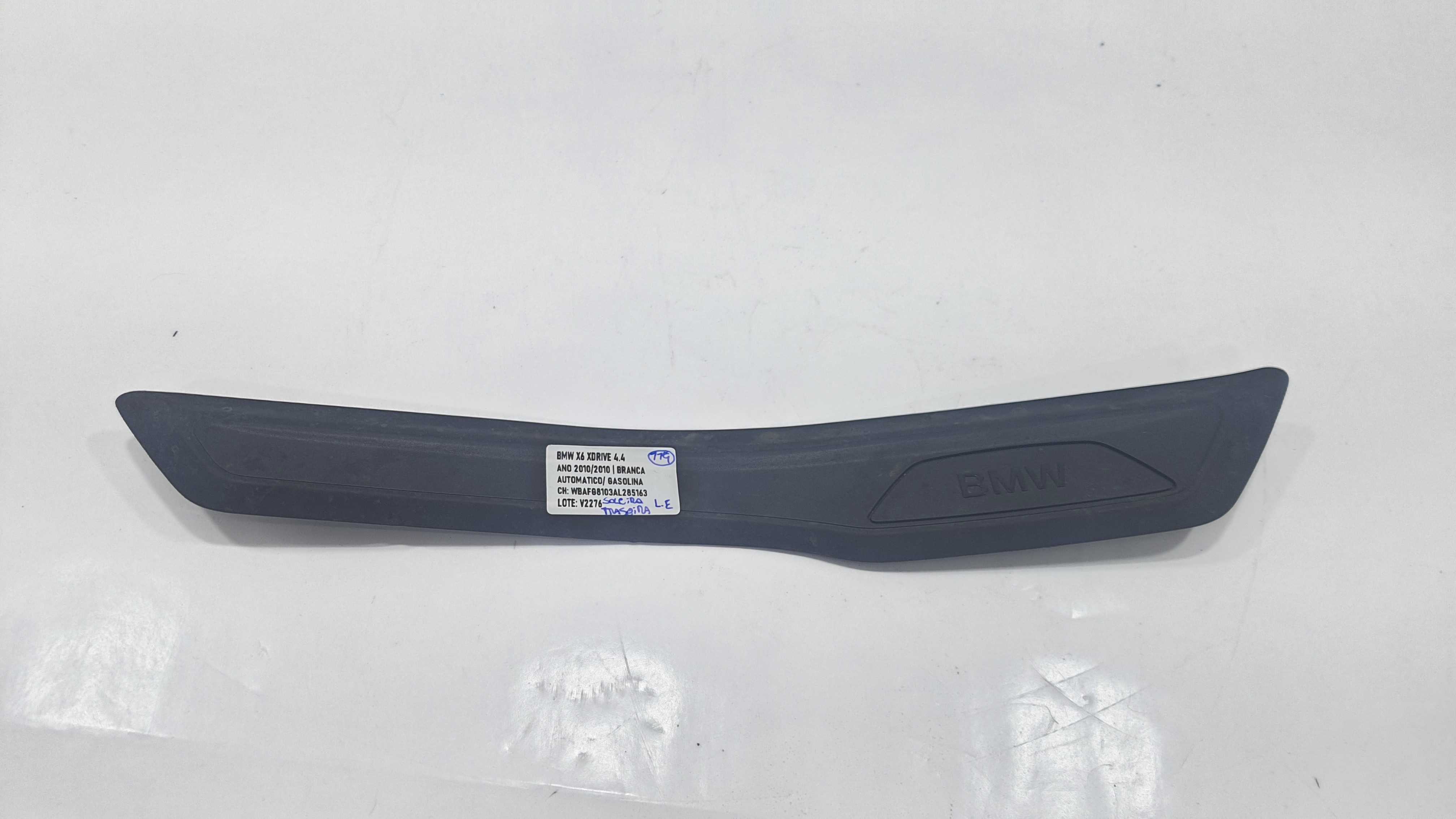 Soleira Traseira Esquerda Bmw X6 Xdrive 4.4 2010 V2276 Preta 4