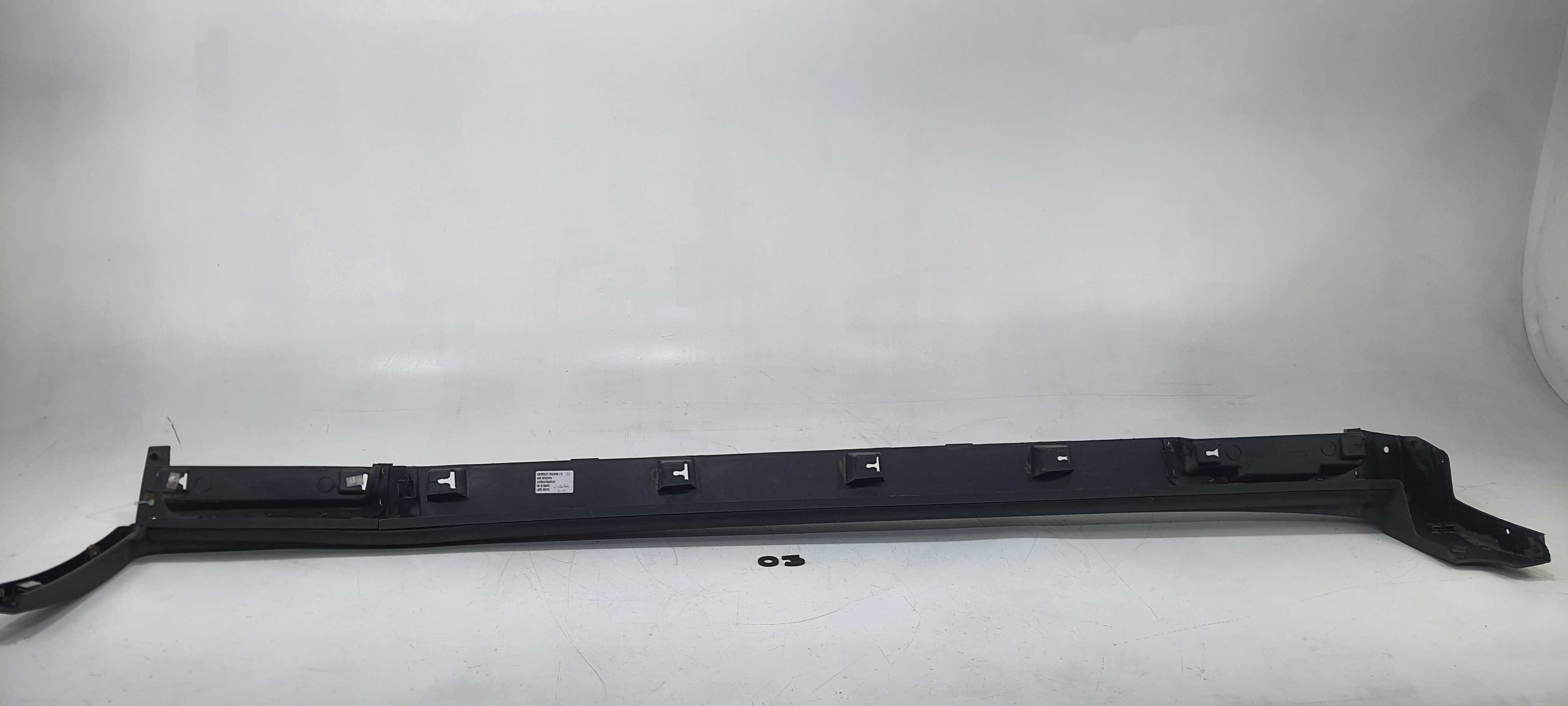Spoiler Lado Direito Chevrolet Tracker Ltz 2014 V2270 2