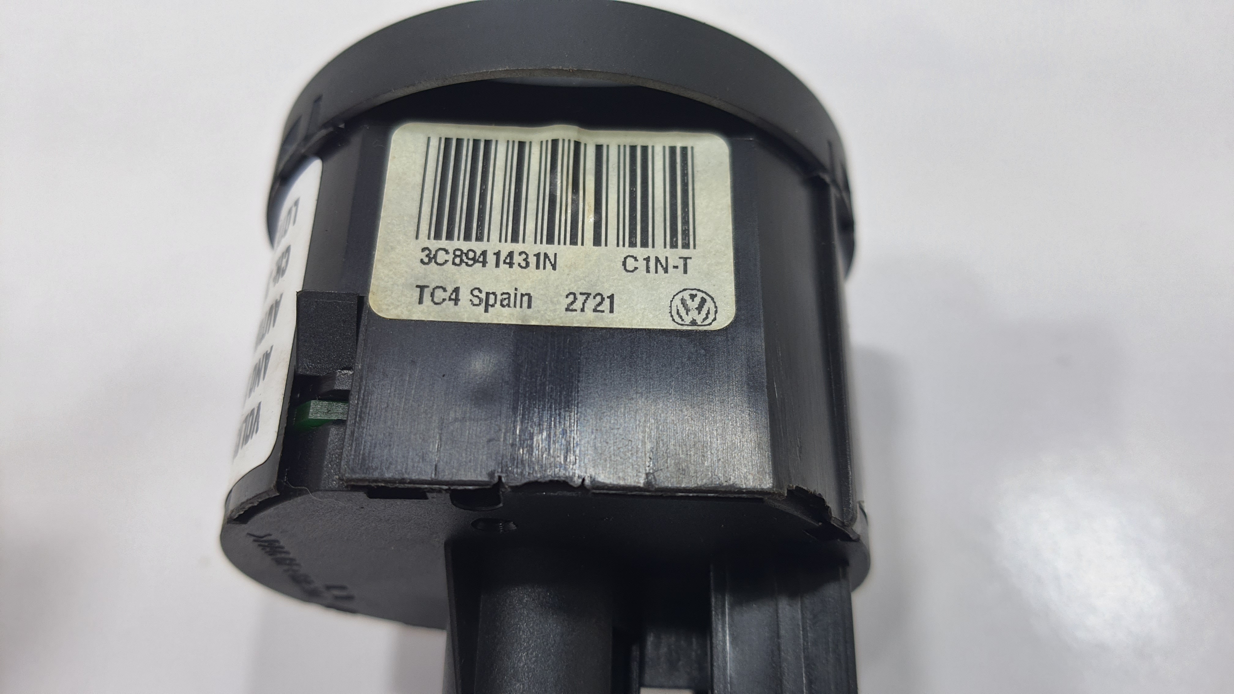 Botão Farol Com Detalhe Volkswagen Tiguan 2012 V2249 6