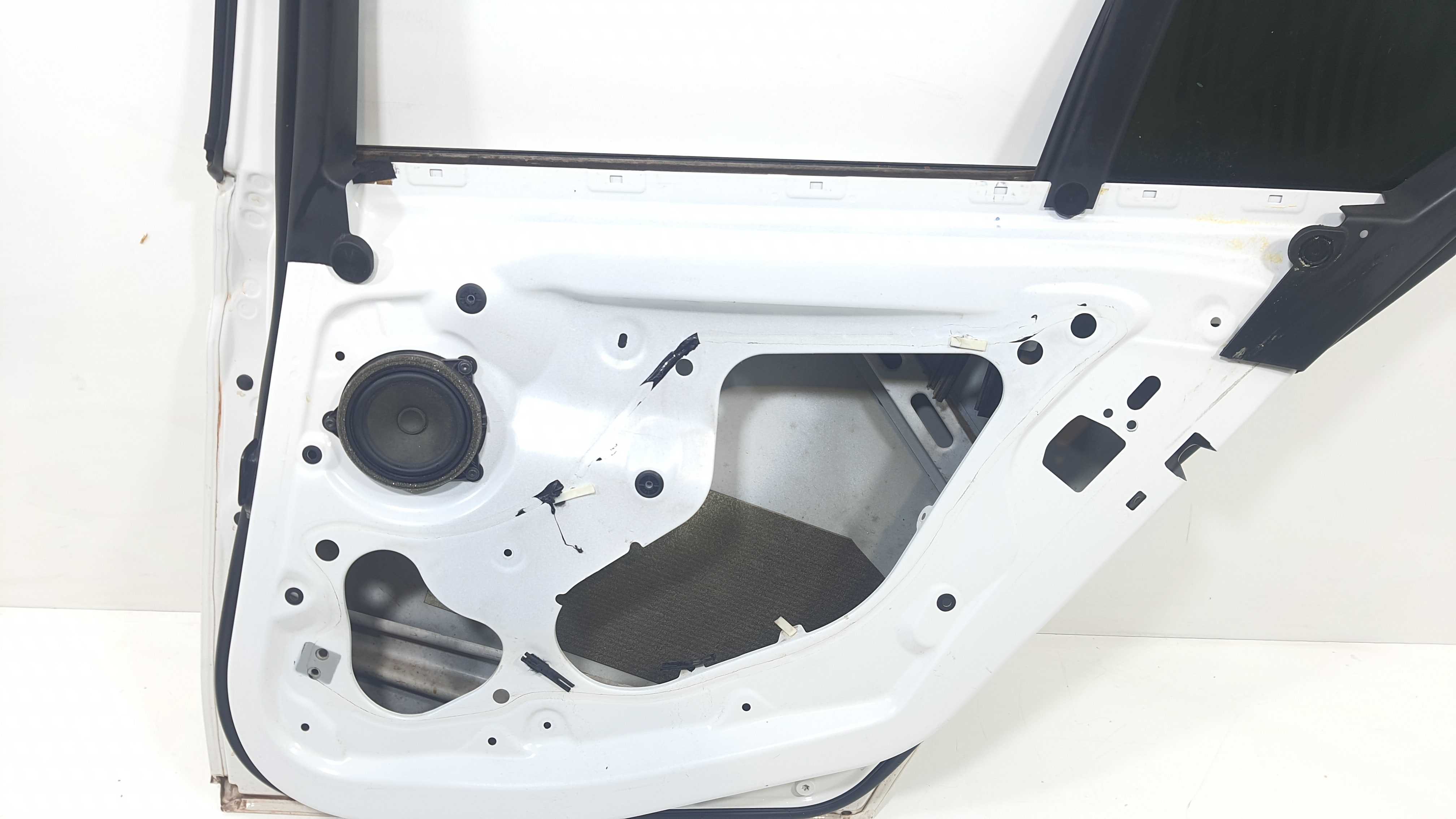 Porta Traseira Direita Bmw 316i 1.6 2014 Tb V2277  Traseira Direito Branco 5