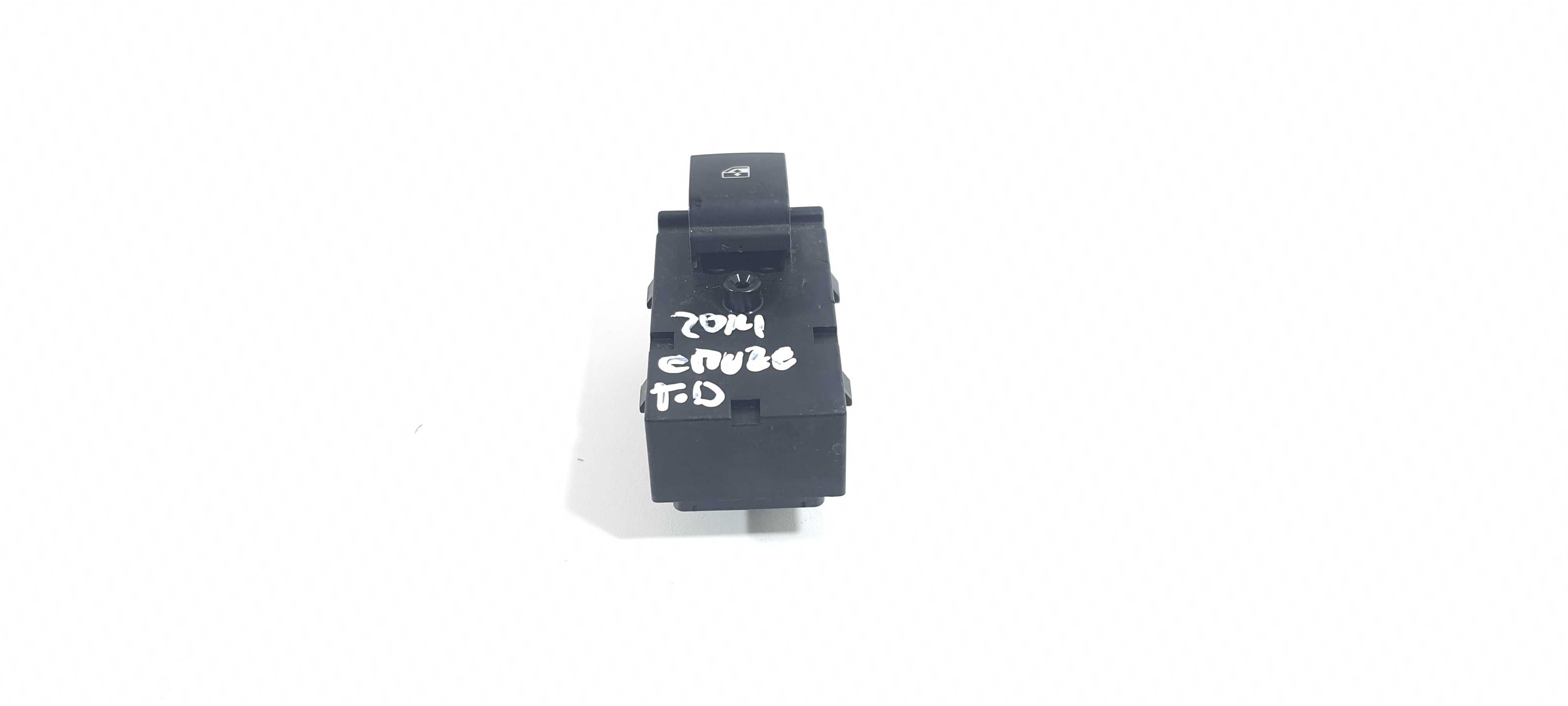 Botão Vidro Traseira Direita Chevrolet Cruze 2014 V80 2