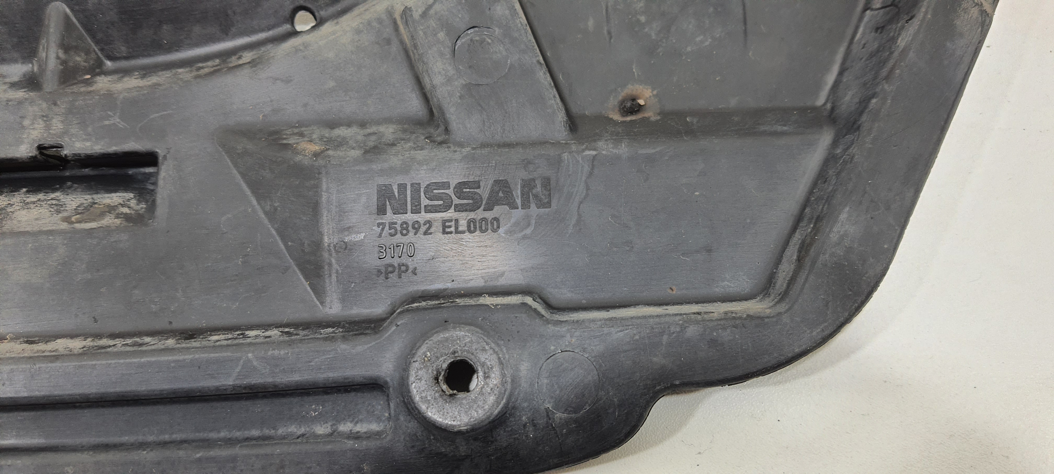 Defletor Inferior Parachoque Tiida Sedan 1.8 2012 V22 5