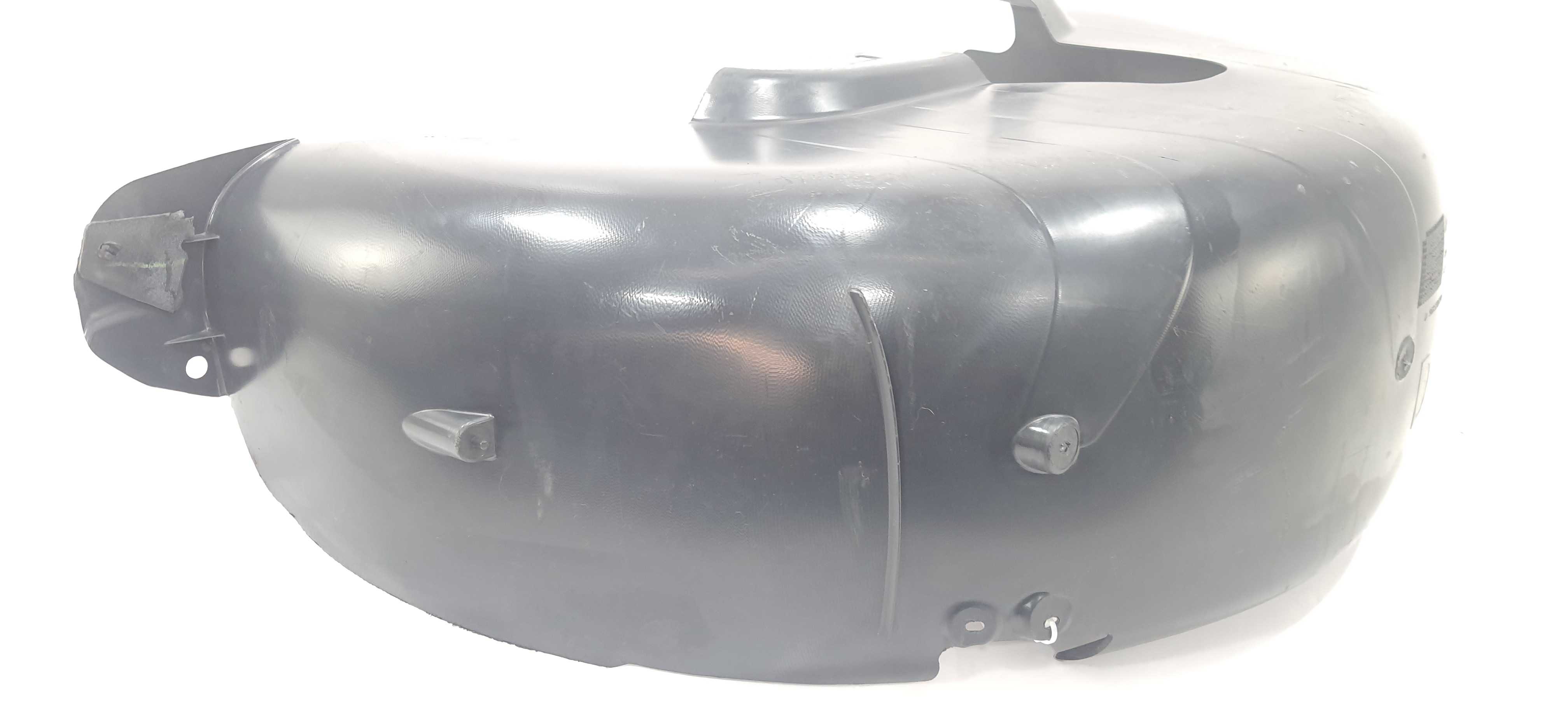 Parabarro T. Direito Citroen C3 Exclusive 1.6 17 V2278 8